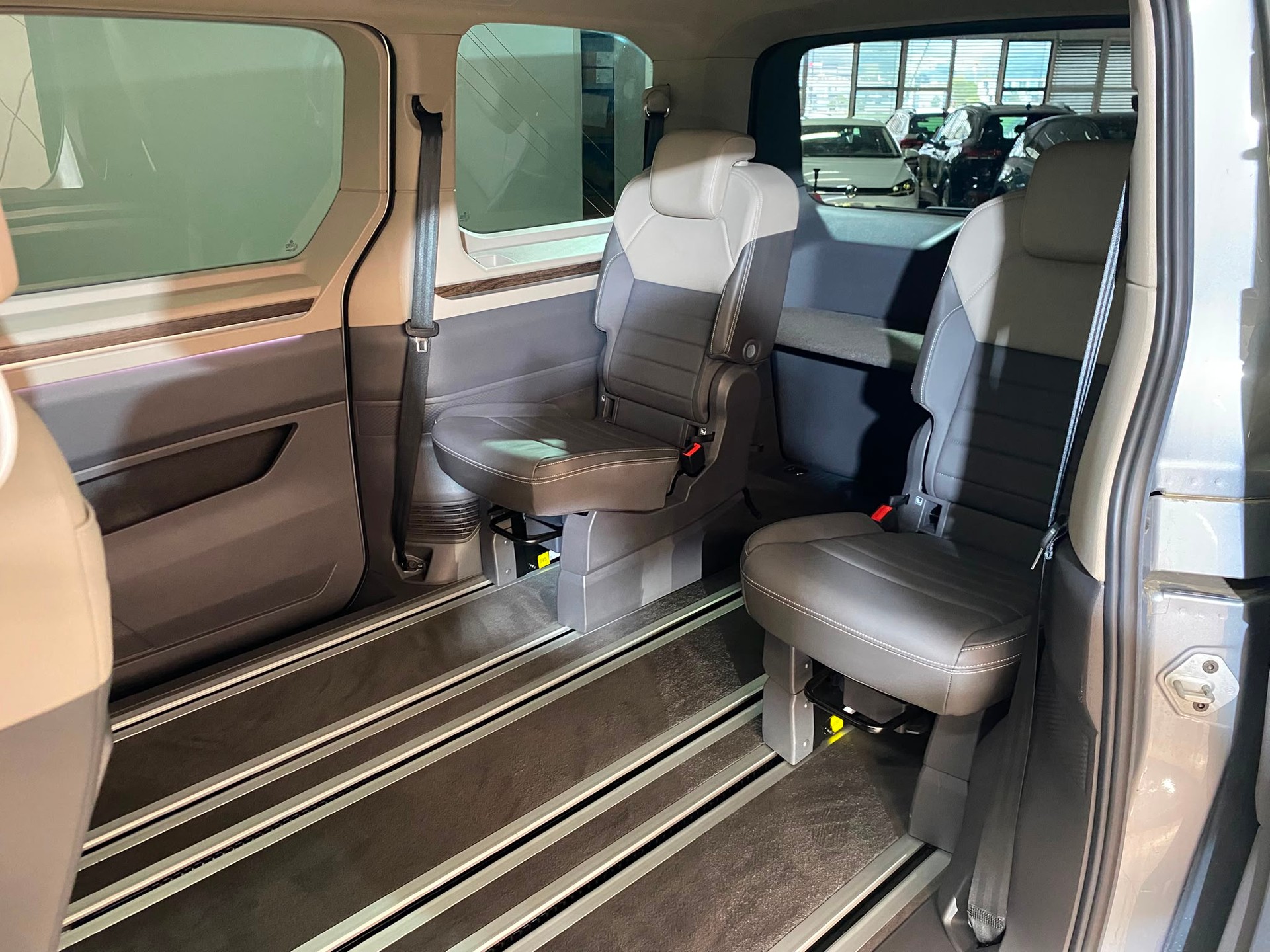 VW Multivan 2.0 TSI Style DSG-image-9