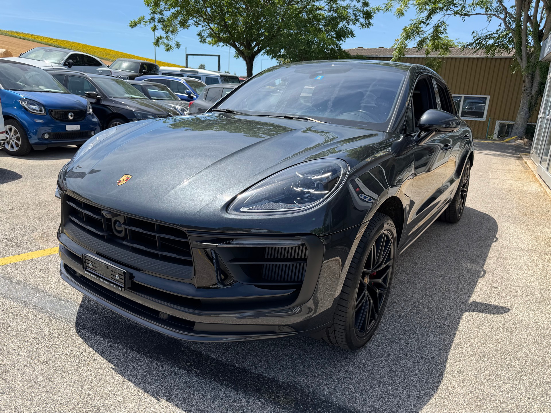 PORSCHE Macan GTS PDK-showroom-element-1