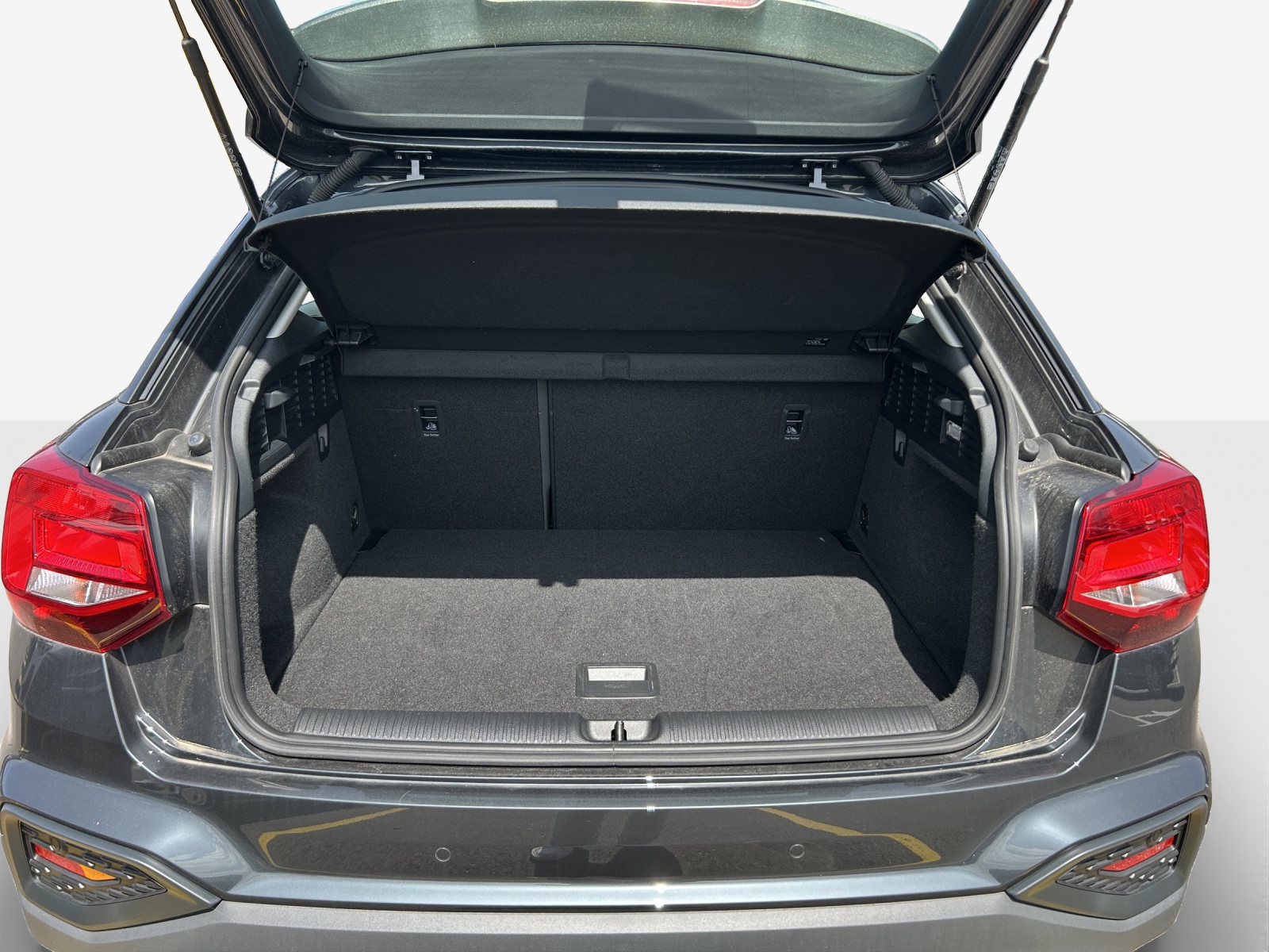 AUDI Q2 35 TFSI S-tronic-image-12
