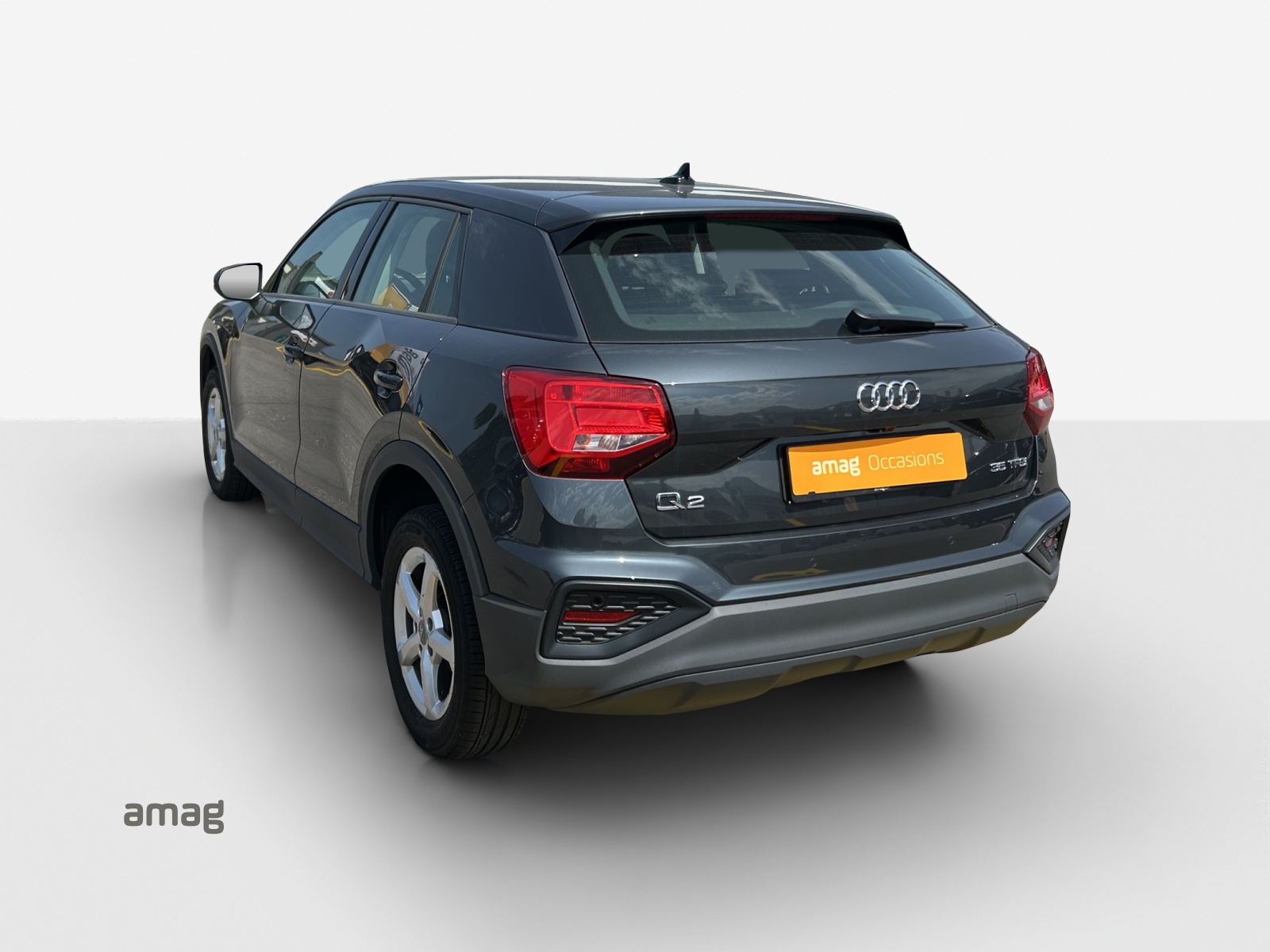 AUDI Q2 35 TFSI S-tronic-showroom-element-2