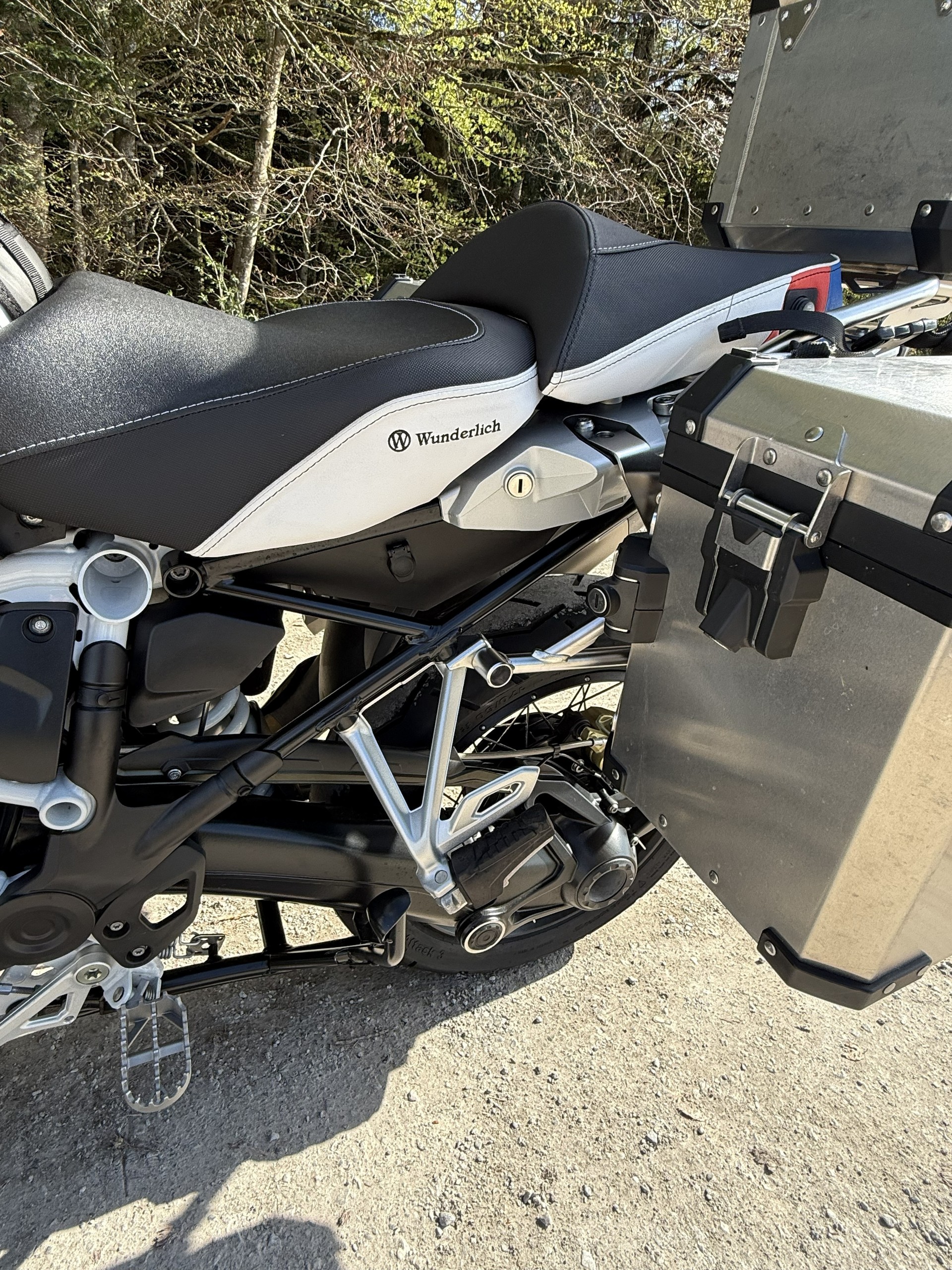 BMW R 1250 GS-image-6
