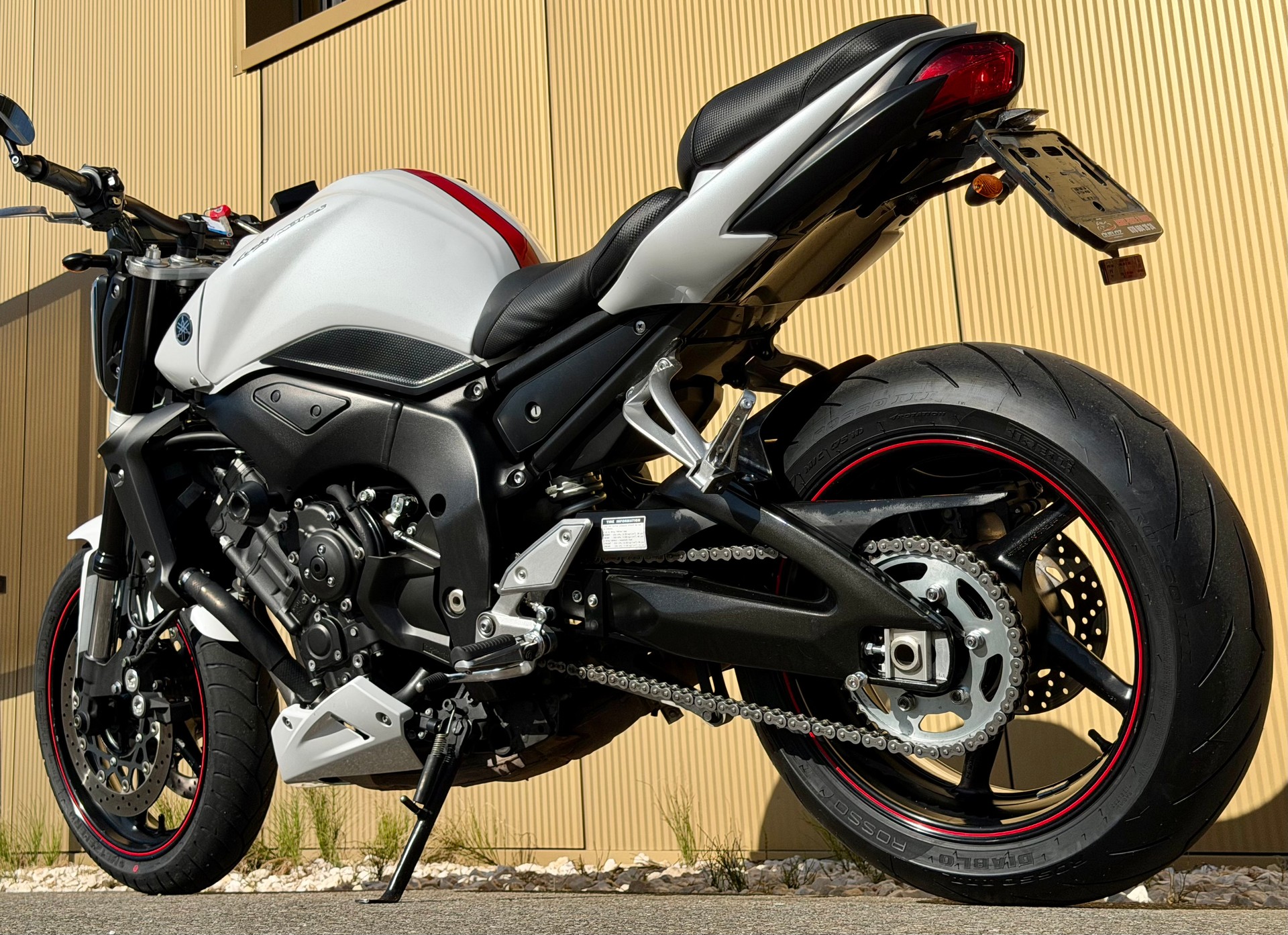 YAMAHA FZ1 N ABS-image-11