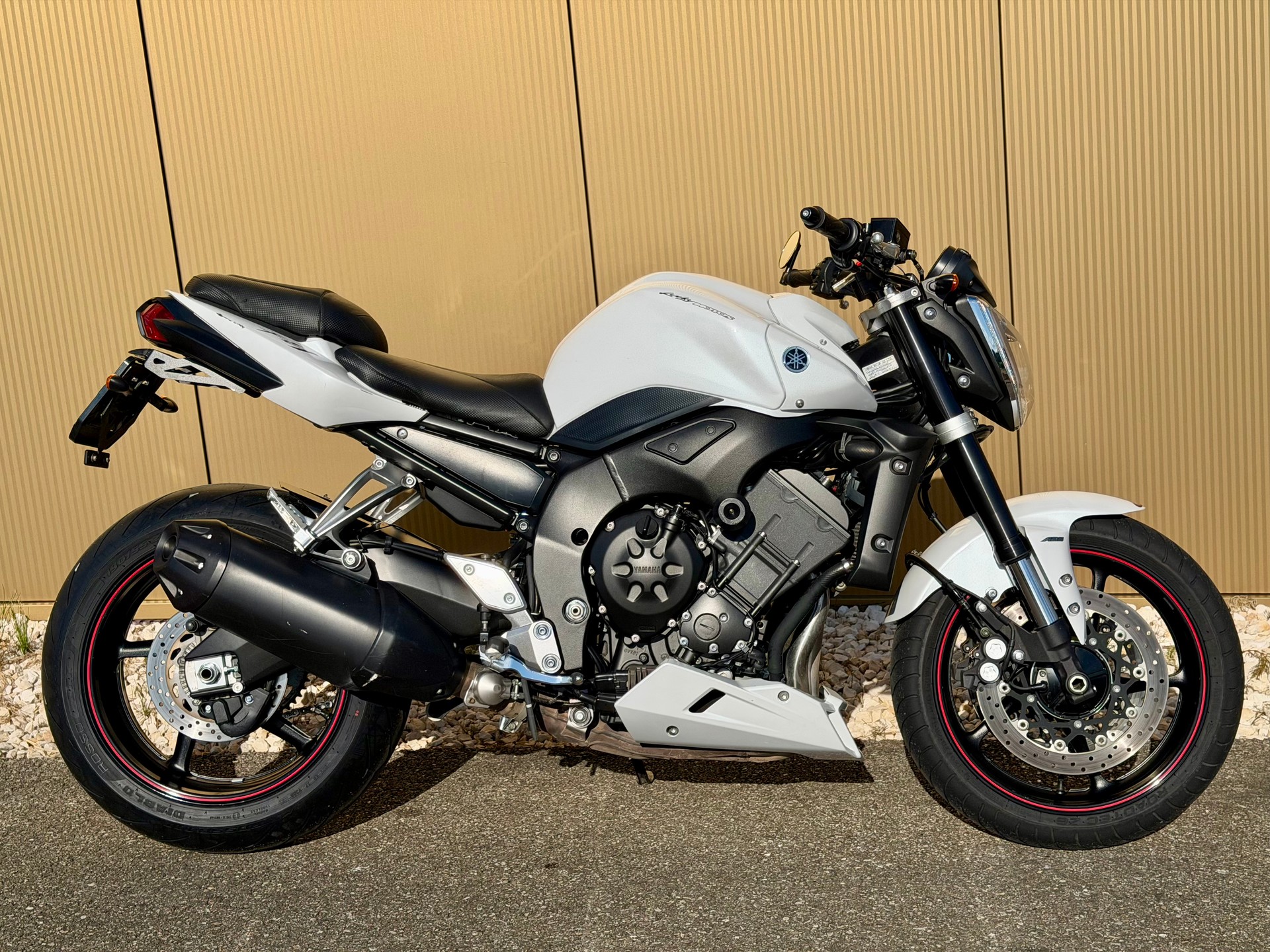 YAMAHA FZ1 N ABS-image-3
