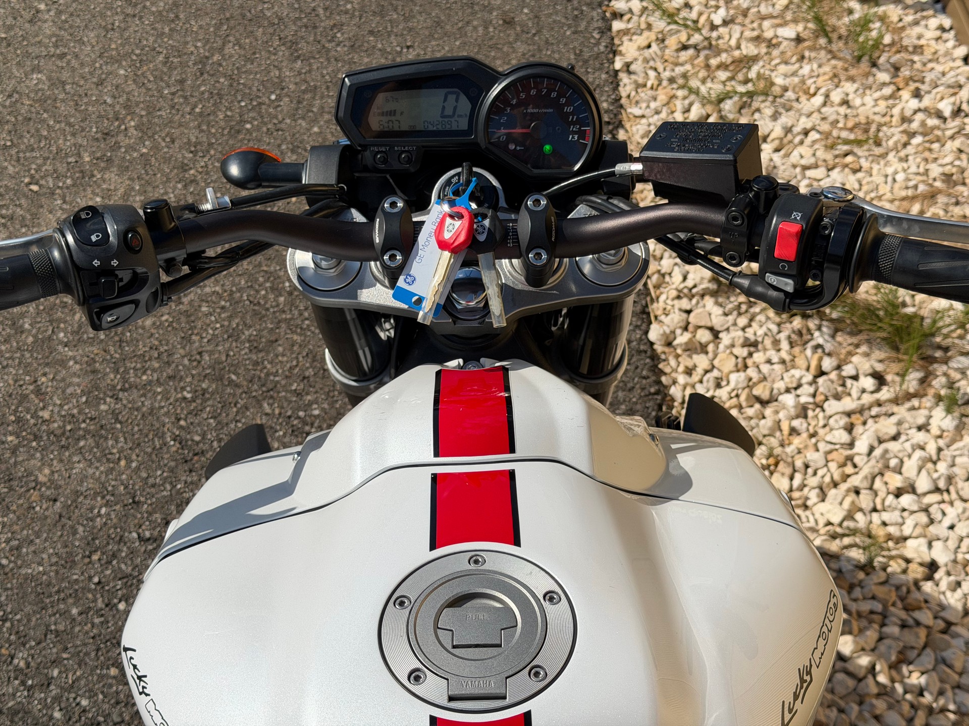 YAMAHA FZ1 N ABS-image-15