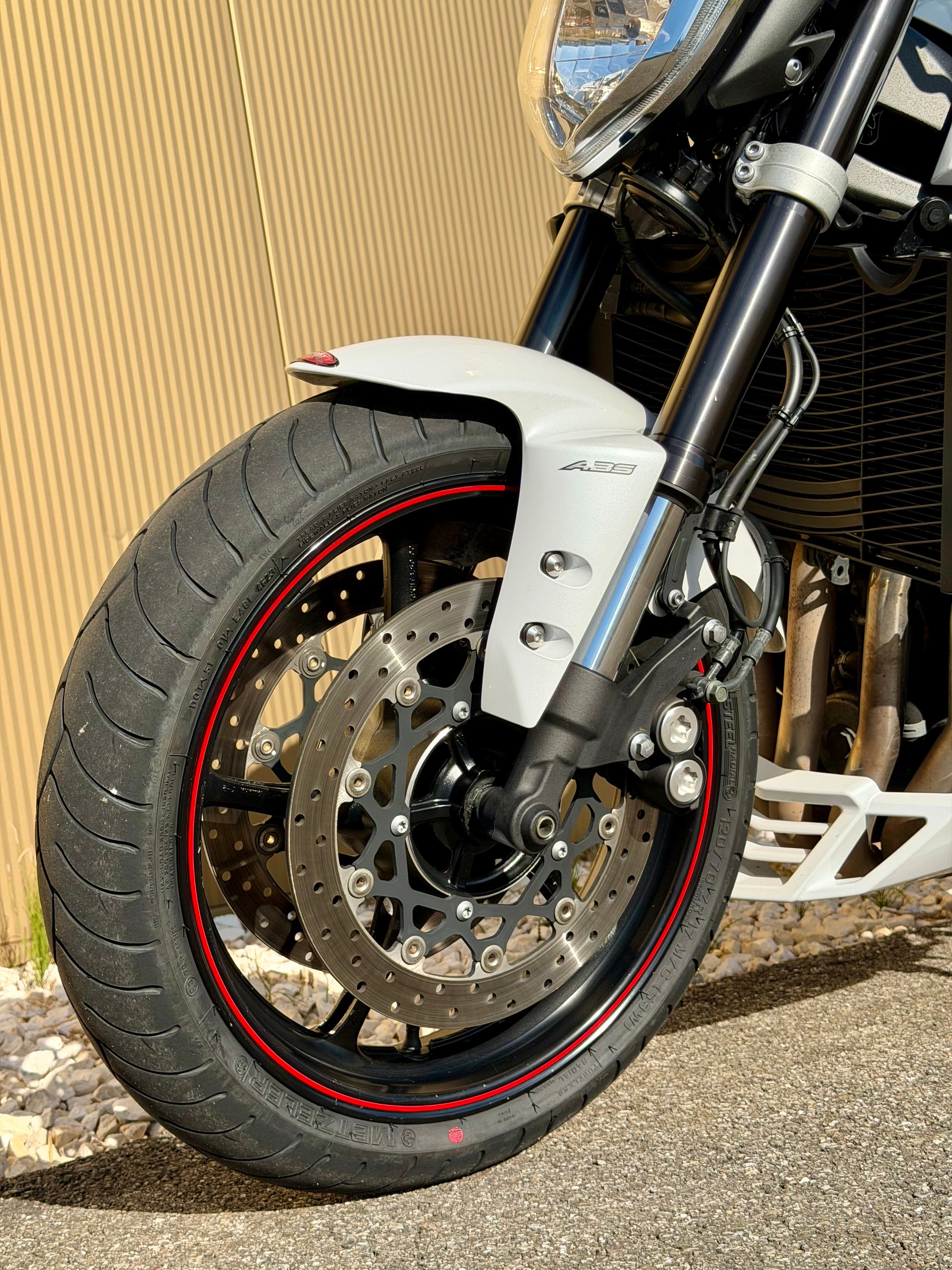 YAMAHA FZ1 N ABS-image-8