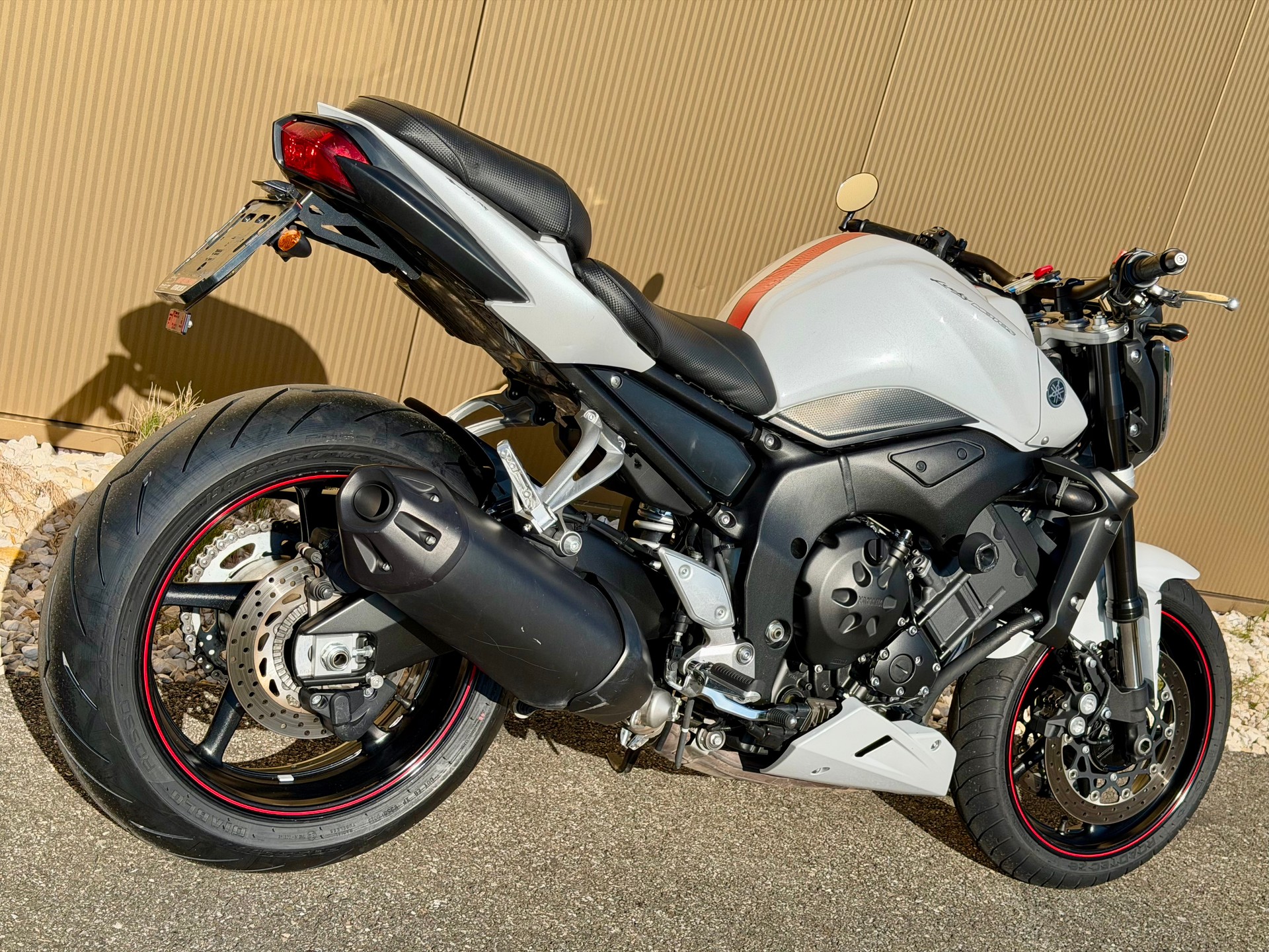 YAMAHA FZ1 N ABS-image-4