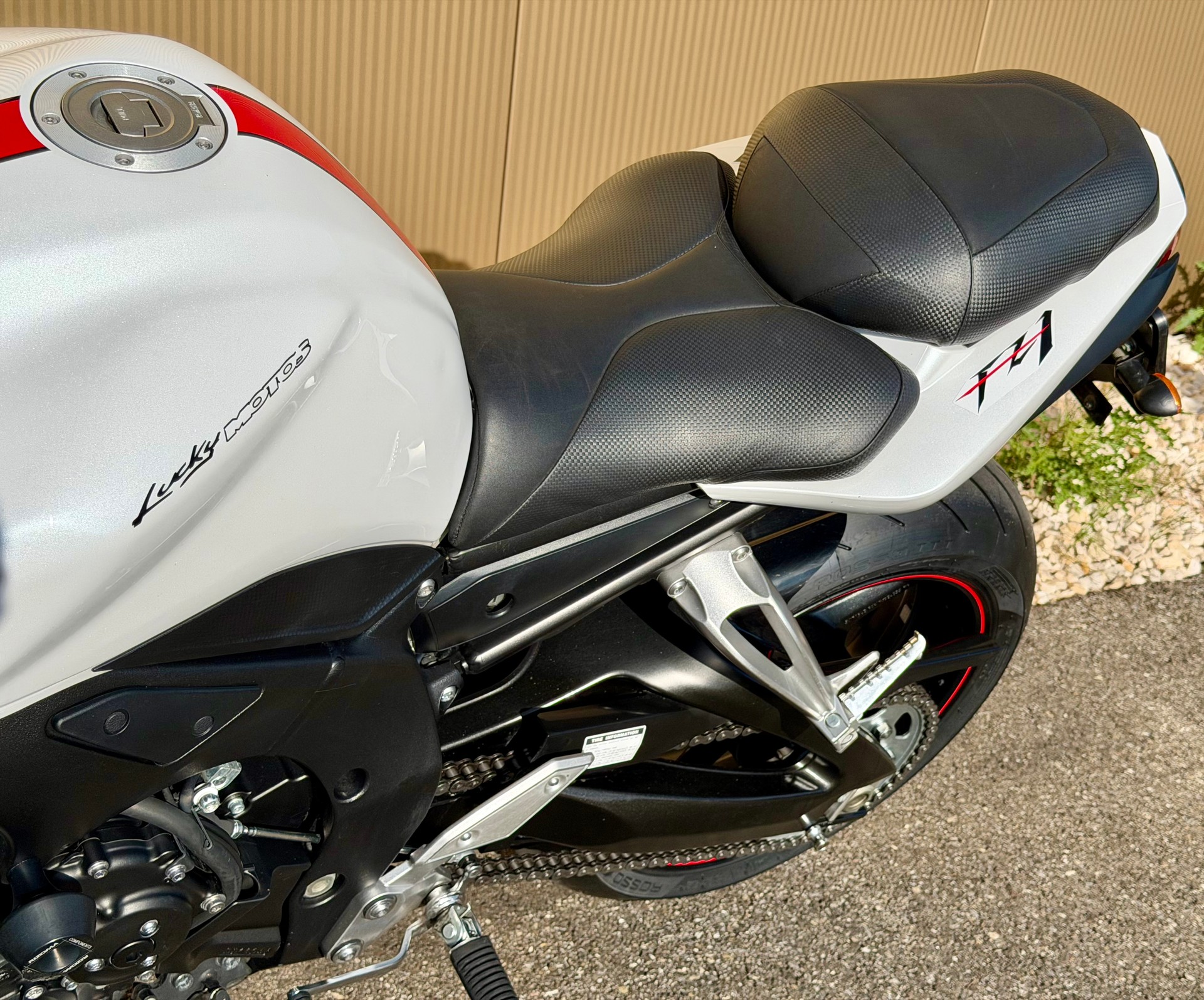 YAMAHA FZ1 N ABS-image-14