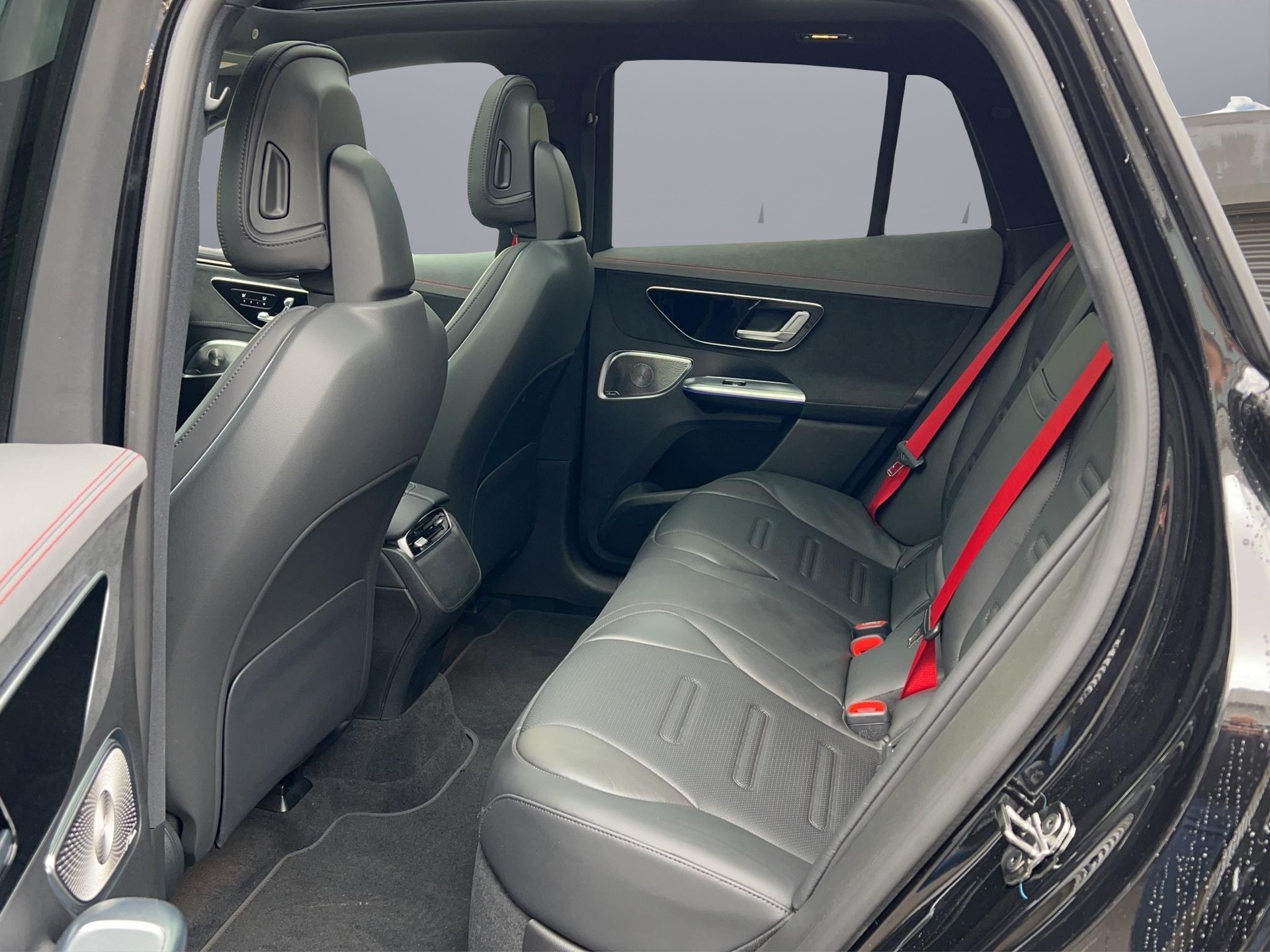 MERCEDES-BENZ EQE 43 AMG 4matic-image-11