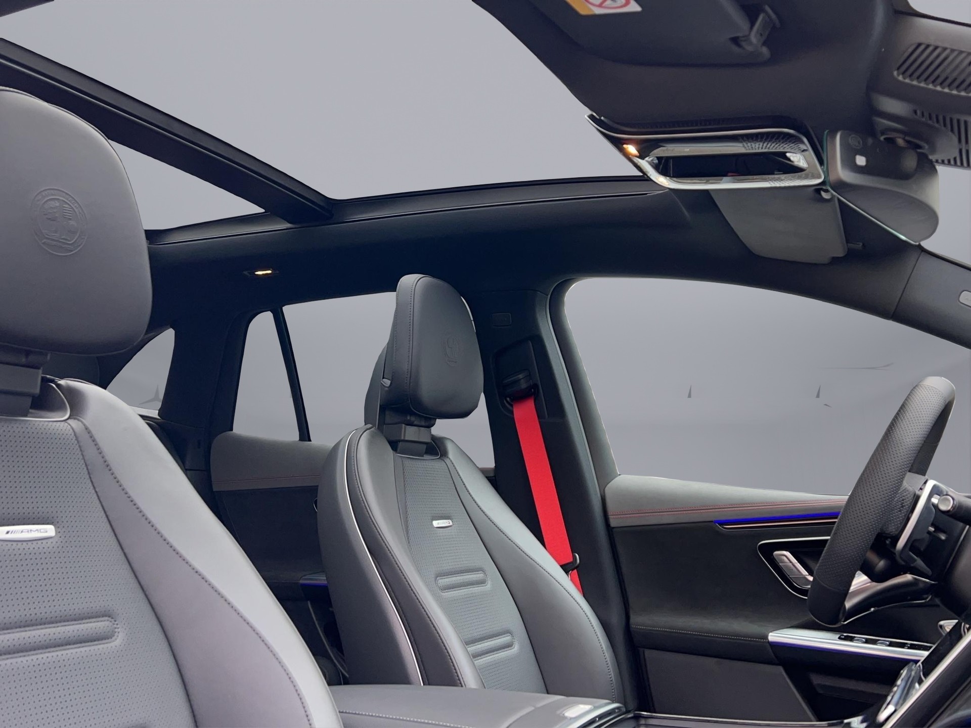 MERCEDES-BENZ EQE 43 AMG 4matic-image-13