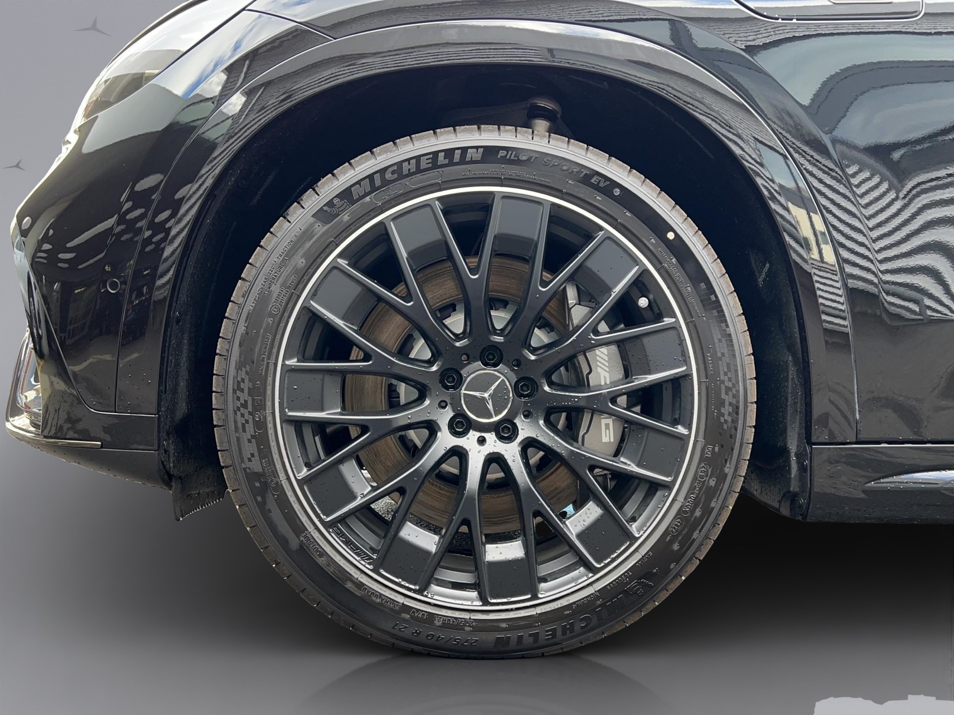 MERCEDES-BENZ EQE 43 AMG 4matic-showroom-element-2