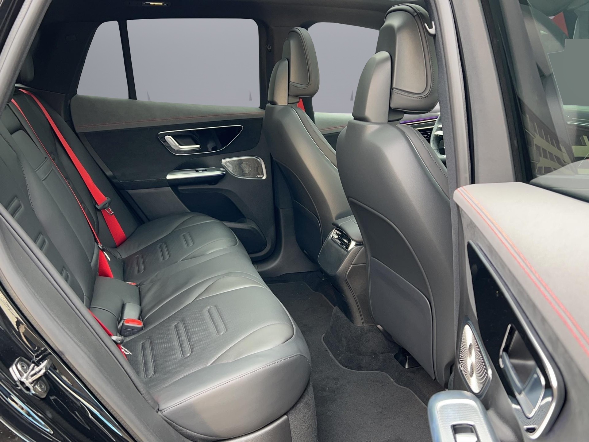 MERCEDES-BENZ EQE 43 AMG 4matic-image-16