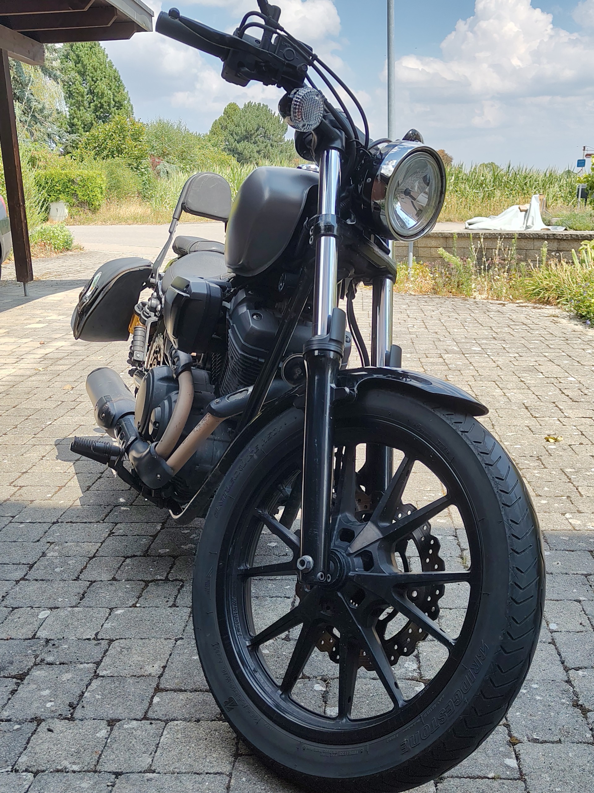 YAMAHA XV 950 R ABS-image-2
