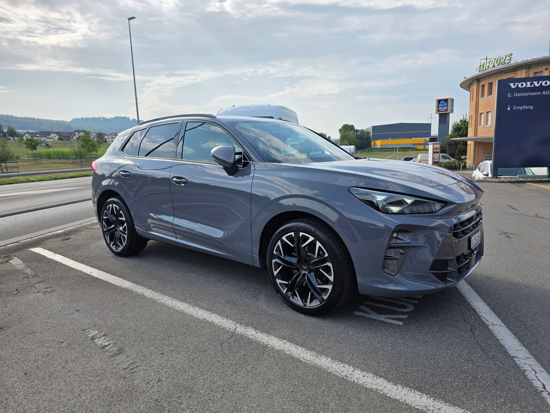 CUPRA 2.0 TSI DSG 4Drive VZ-image-1