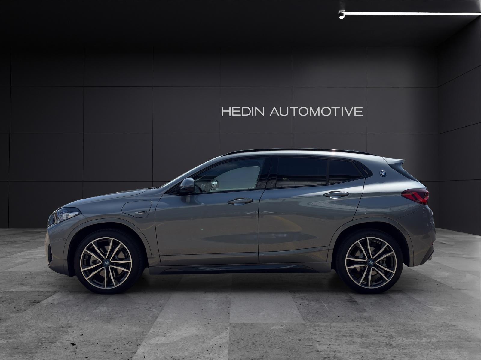 BMW X2 xDrive25e-showroom-element-2