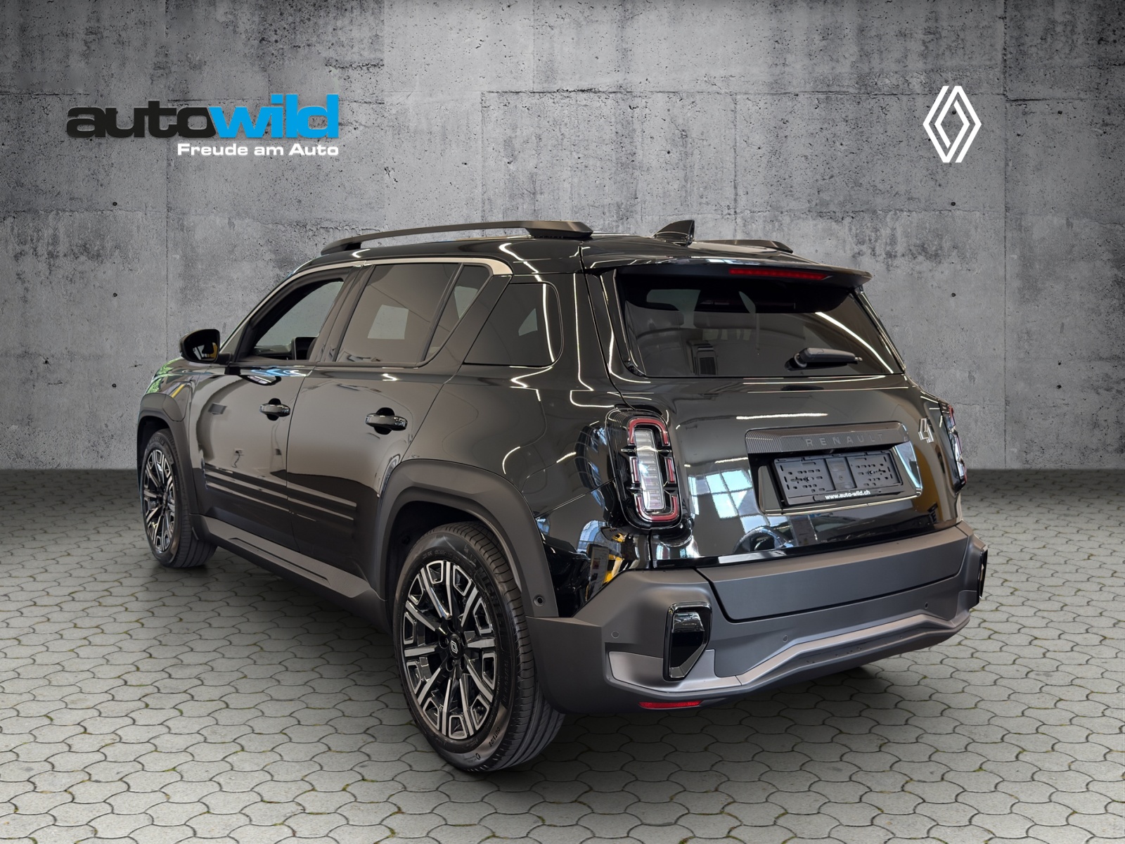RENAULT R4 E-Tech Comfort Range 52 kWh Iconic-image-1
