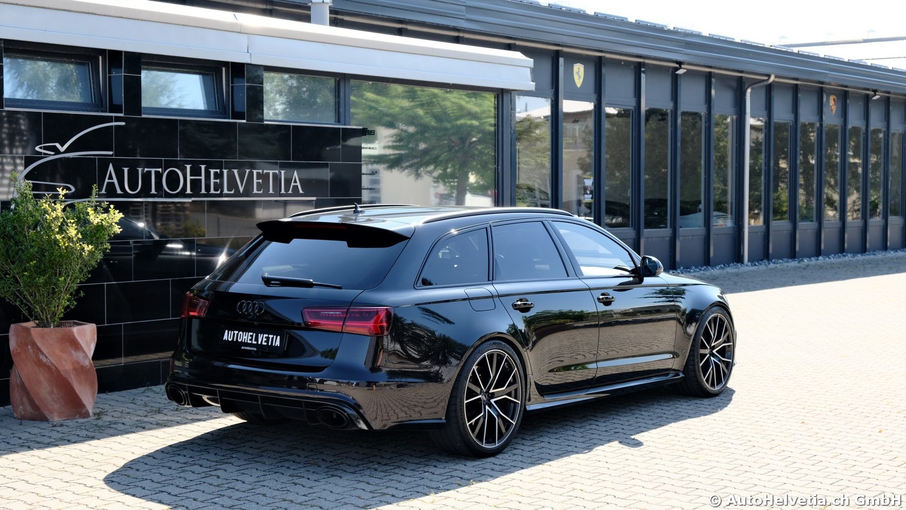 AUDI RS6 Avant 4.0 TFSI V8 performance quattro-image-25