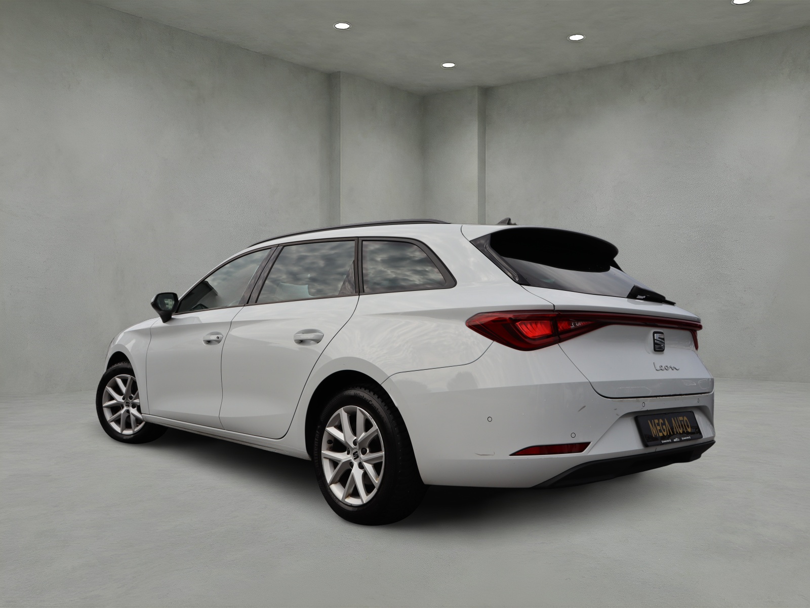 SEAT Leon ST 2.0 TDI EVO DSG Style-showroom-element-3