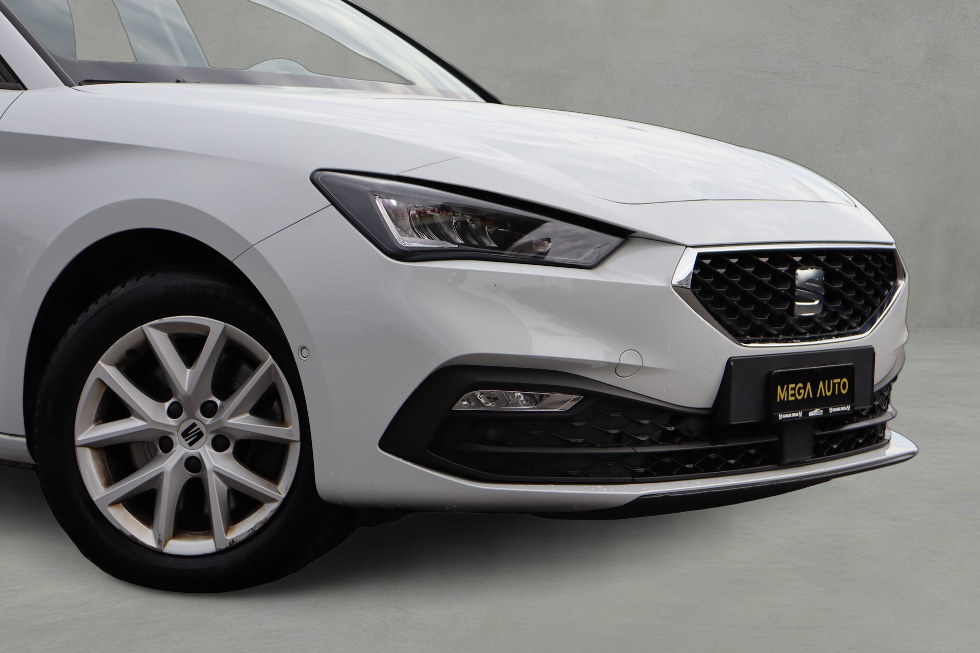 SEAT Leon ST 2.0 TDI EVO DSG Style-showroom-element-2