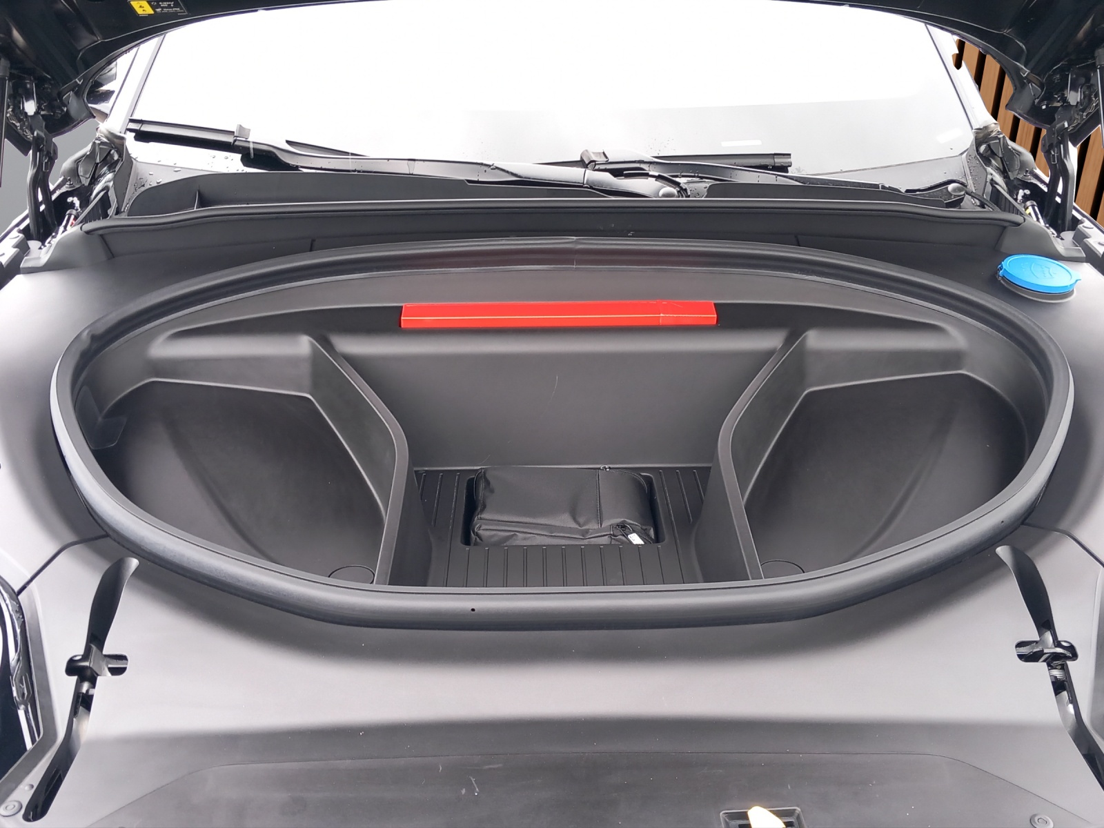 VOLVO EX90 Twin Plus AWD-image-18