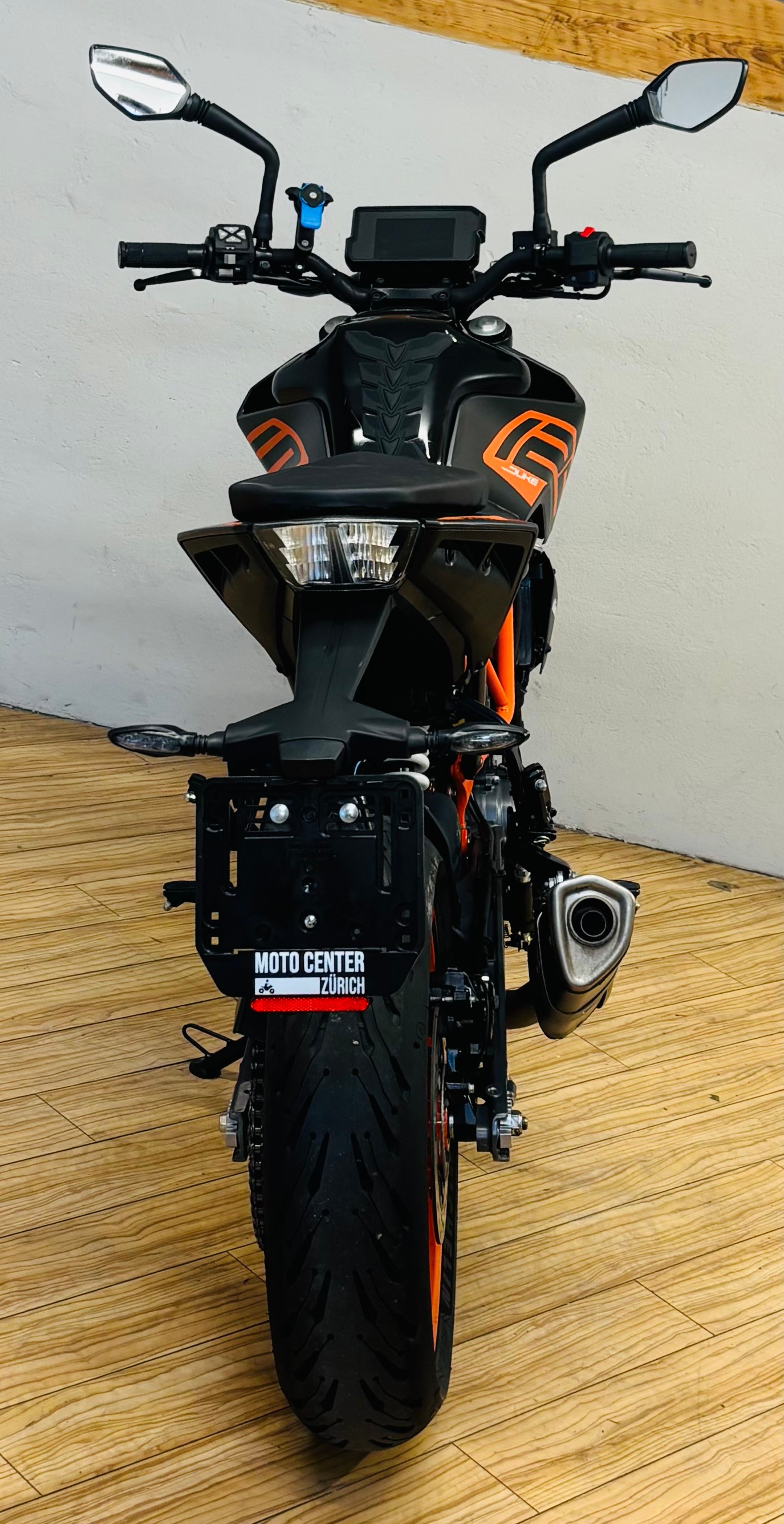 KTM 125 Duke-image-2