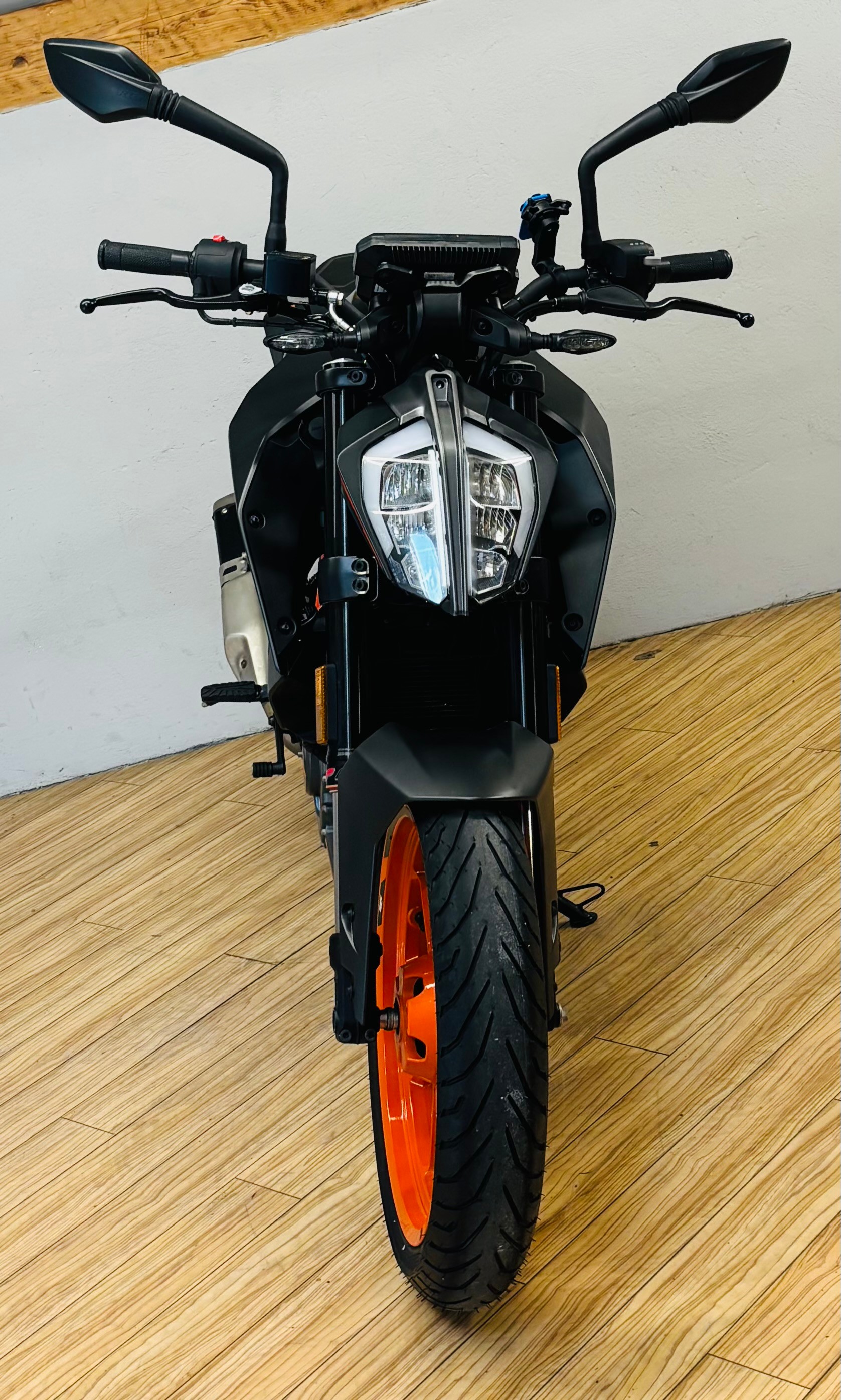 KTM 125 Duke-image-6
