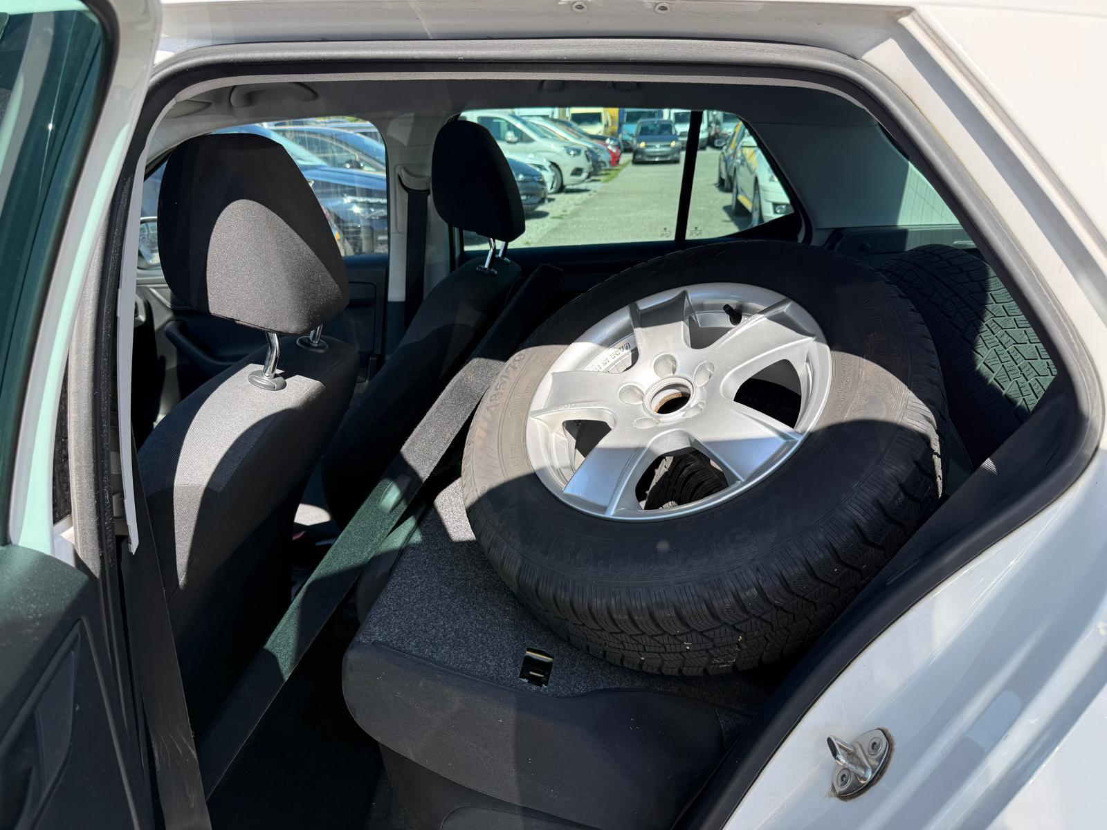 SKODA Fabia 1.0 MPI Active-image-12
