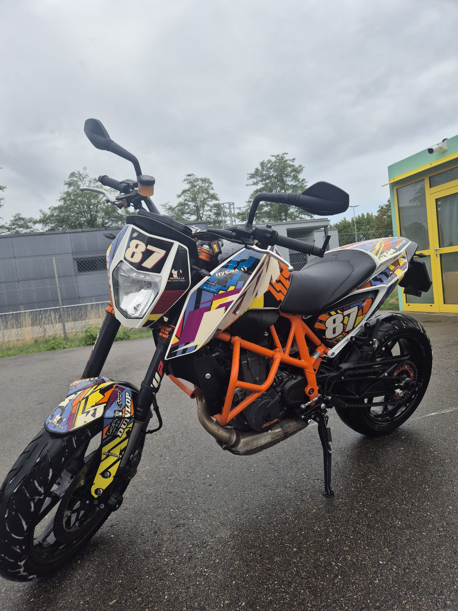 KTM 690 Duke R ABS-image-0