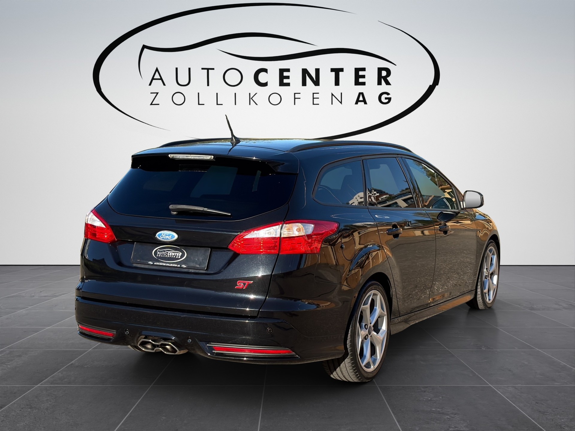 FORD Focus 2.0 SCTi ST-3-image-5