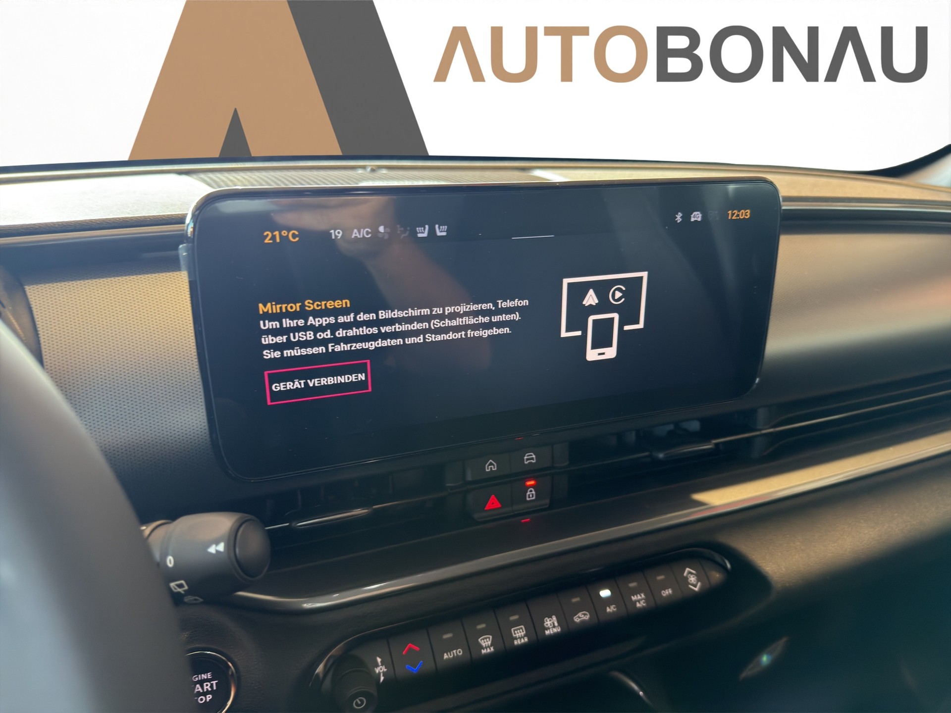 FIAT 600 1.2 Hybrid 145 Sport-image-22
