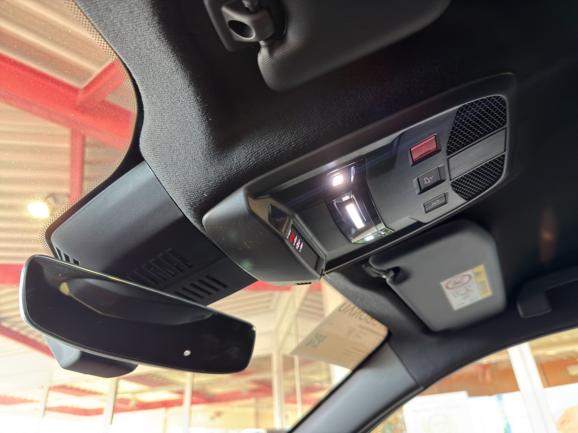 FIAT 600 1.2 Hybrid 145 Sport-image-52