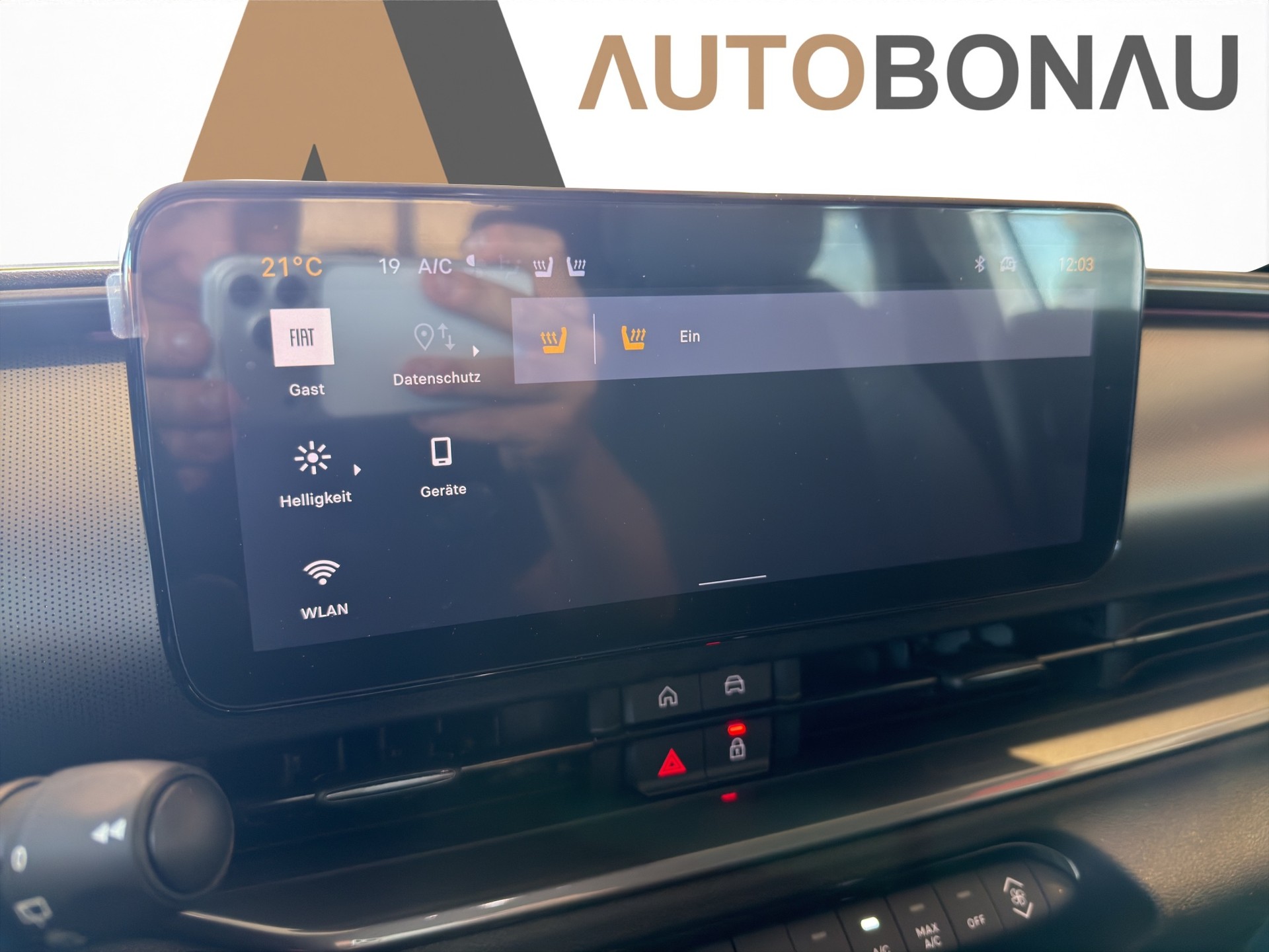 FIAT 600 1.2 Hybrid 145 Sport-image-23