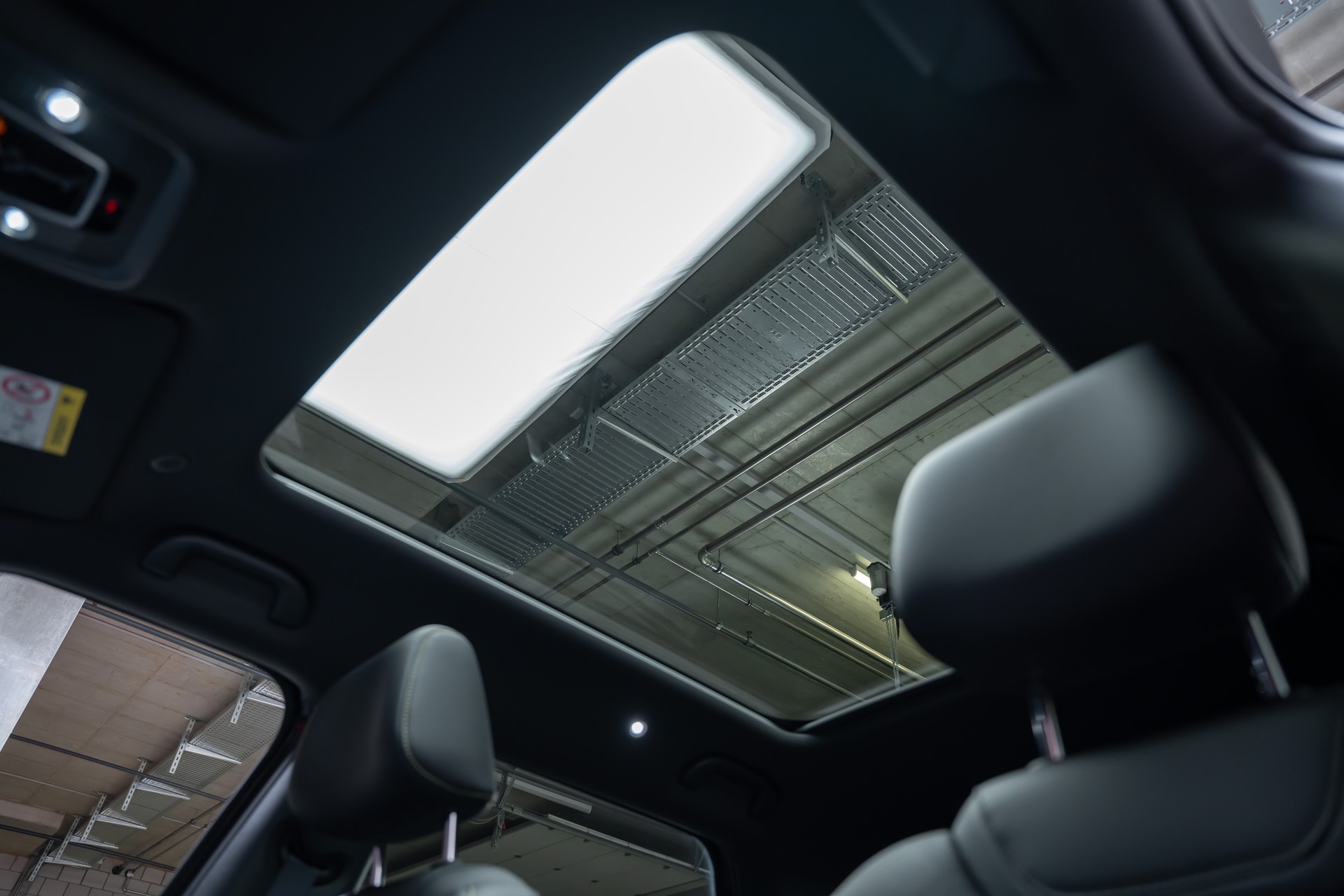 BYD Atto2 64 kWh Comfort / Panoramadach / Leder / 360° Kamera-image-16