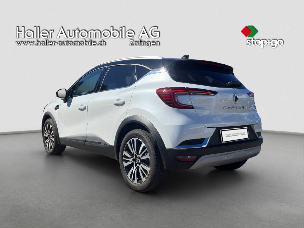 RENAULT Captur 1.3 TCe 140 Initiale EDC-showroom-element-2