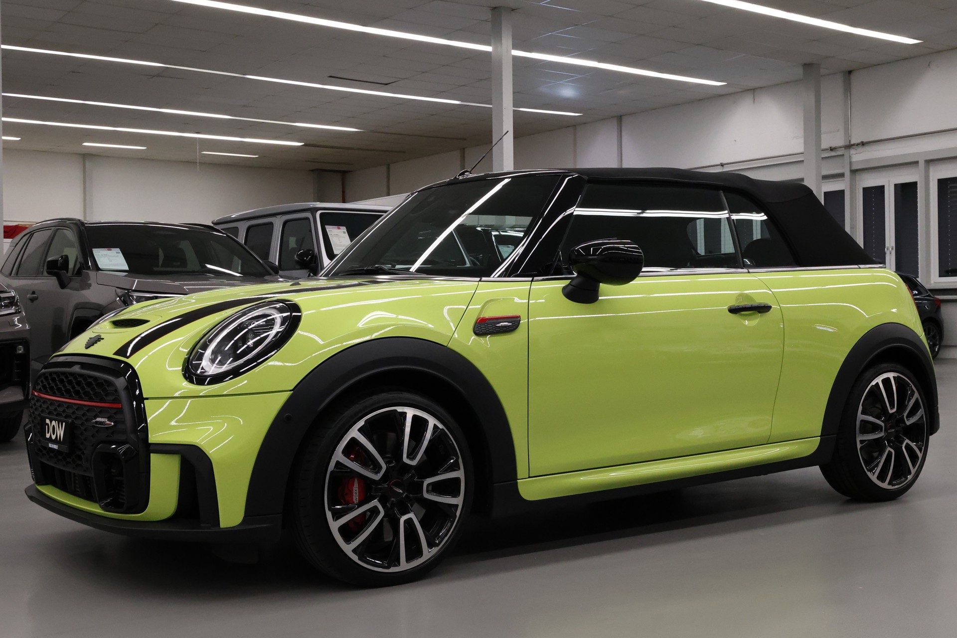 MINI Cabrio F57 2.0i John Cooper Works SAG-showroom-element-3