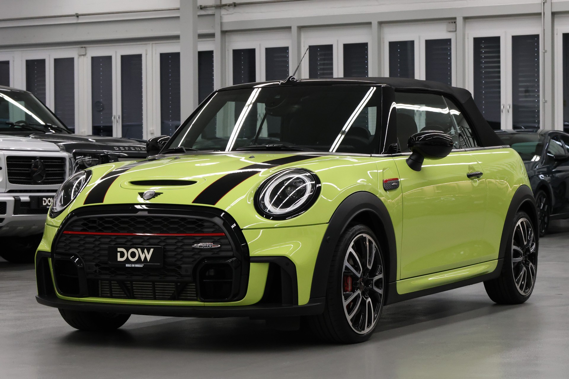 MINI Cabrio F57 2.0i John Cooper Works SAG-showroom-element-2
