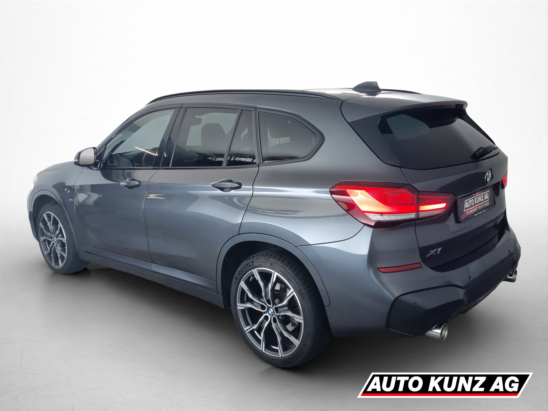 BMW X1 20d xDrive M-Sport Aut.-showroom-element-3
