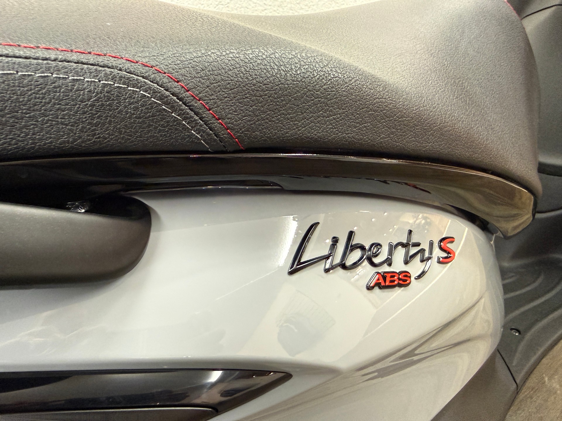 PIAGGIO Liberty 125 Sport-image-2