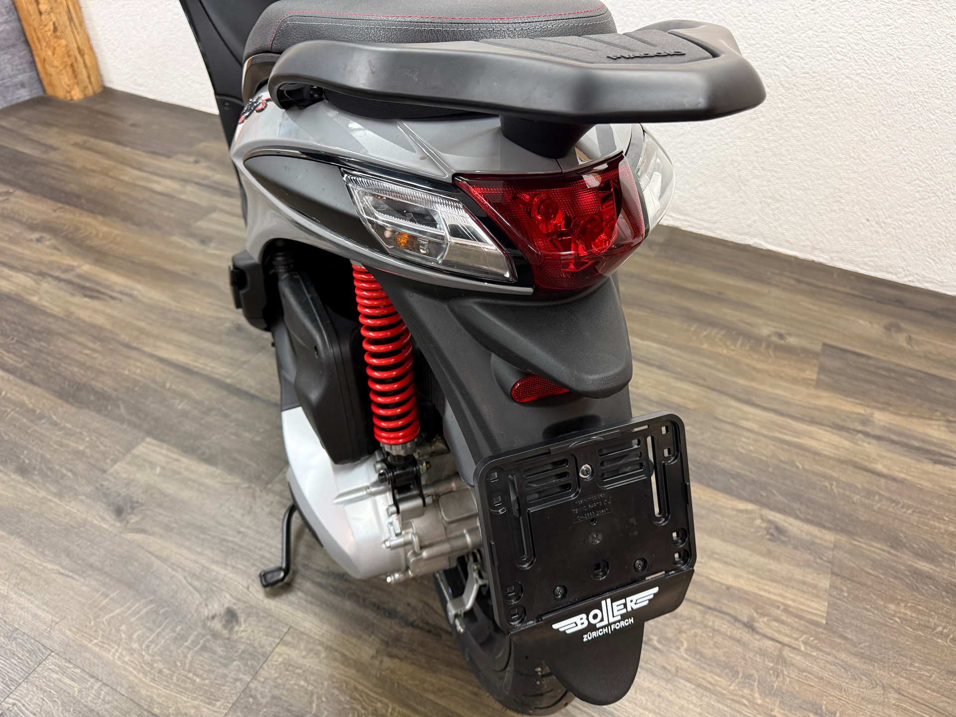 PIAGGIO Liberty 125 Sport-image-10