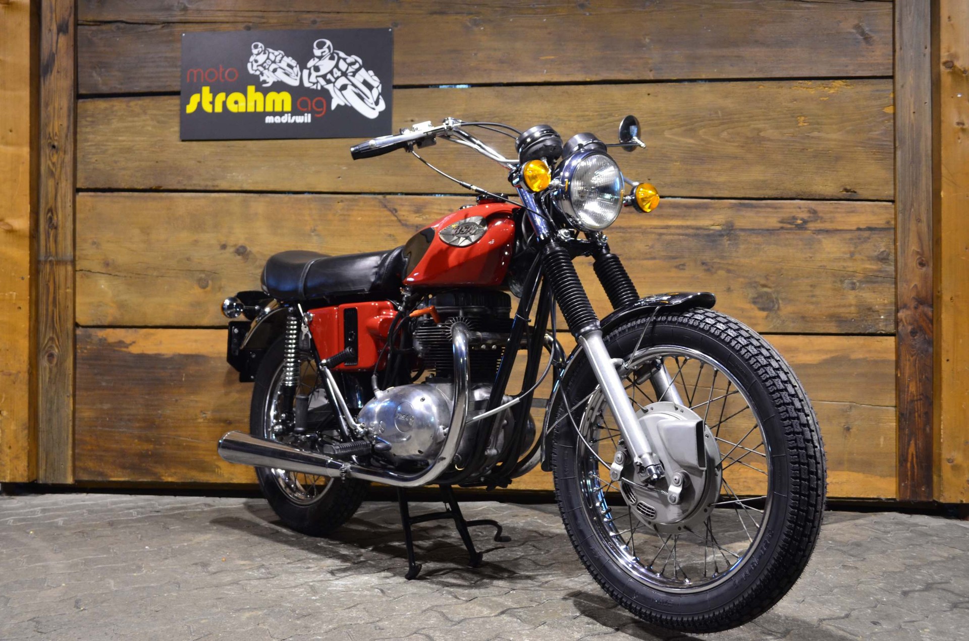 BSA A65 Thunderbolt