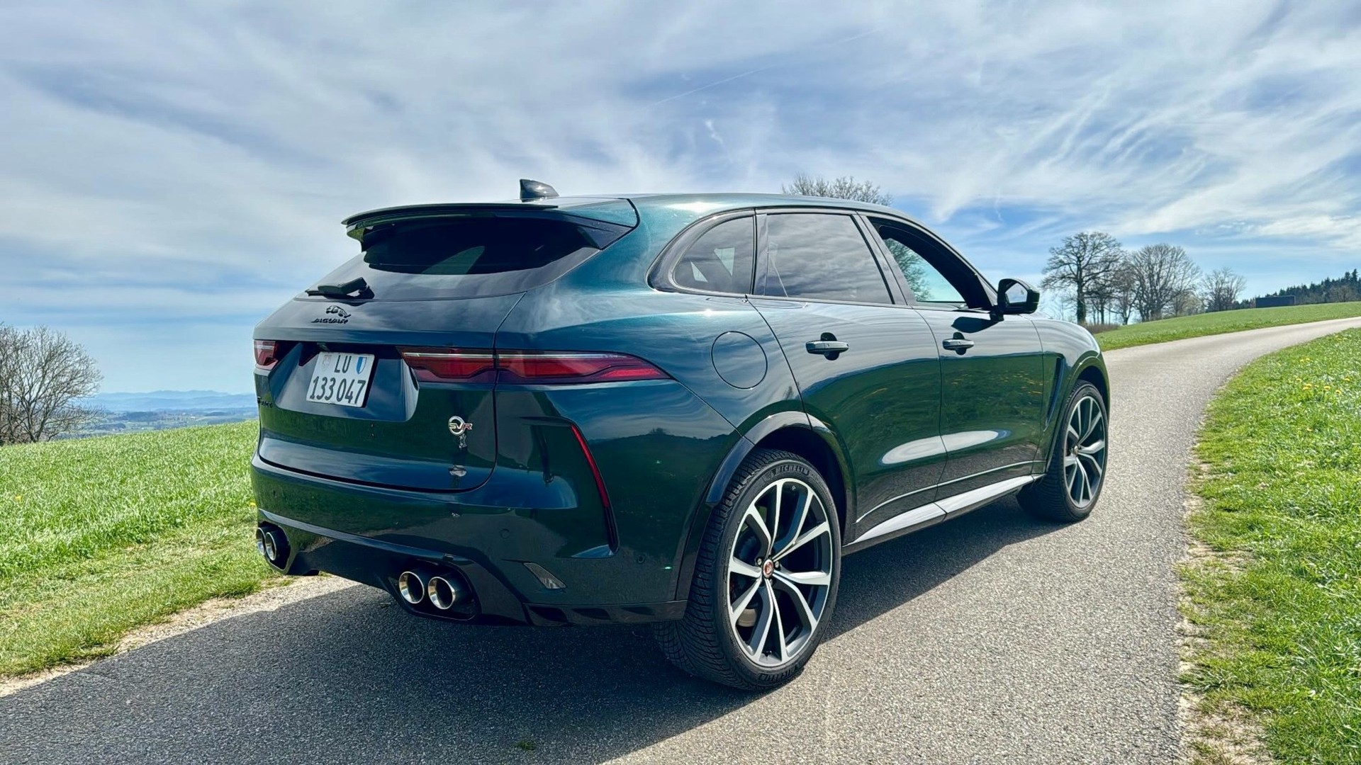 JAGUAR F-Pace 5.0 V8 SVR P550 AWD-image-2