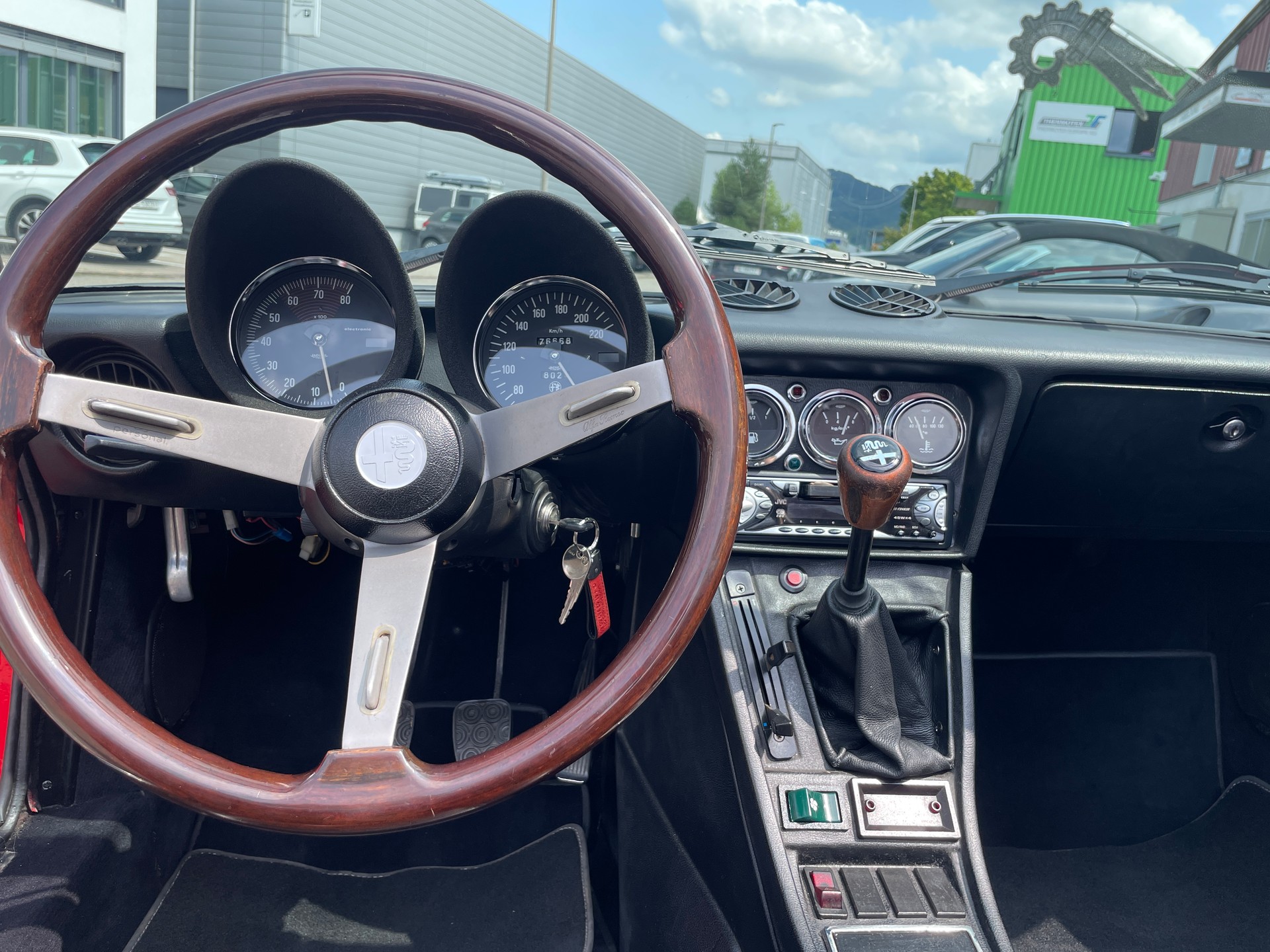 ALFA ROMEO Spider 2.0 (Veloce)-image-14