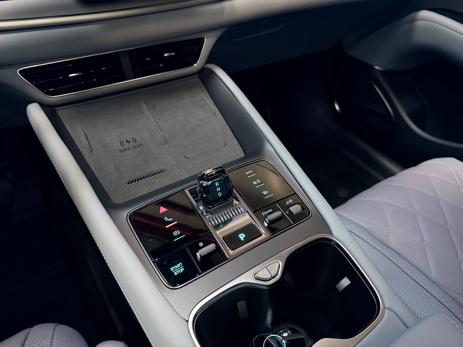 BYD Sealion 7 91,3 kWh Excellence AWD-image-16