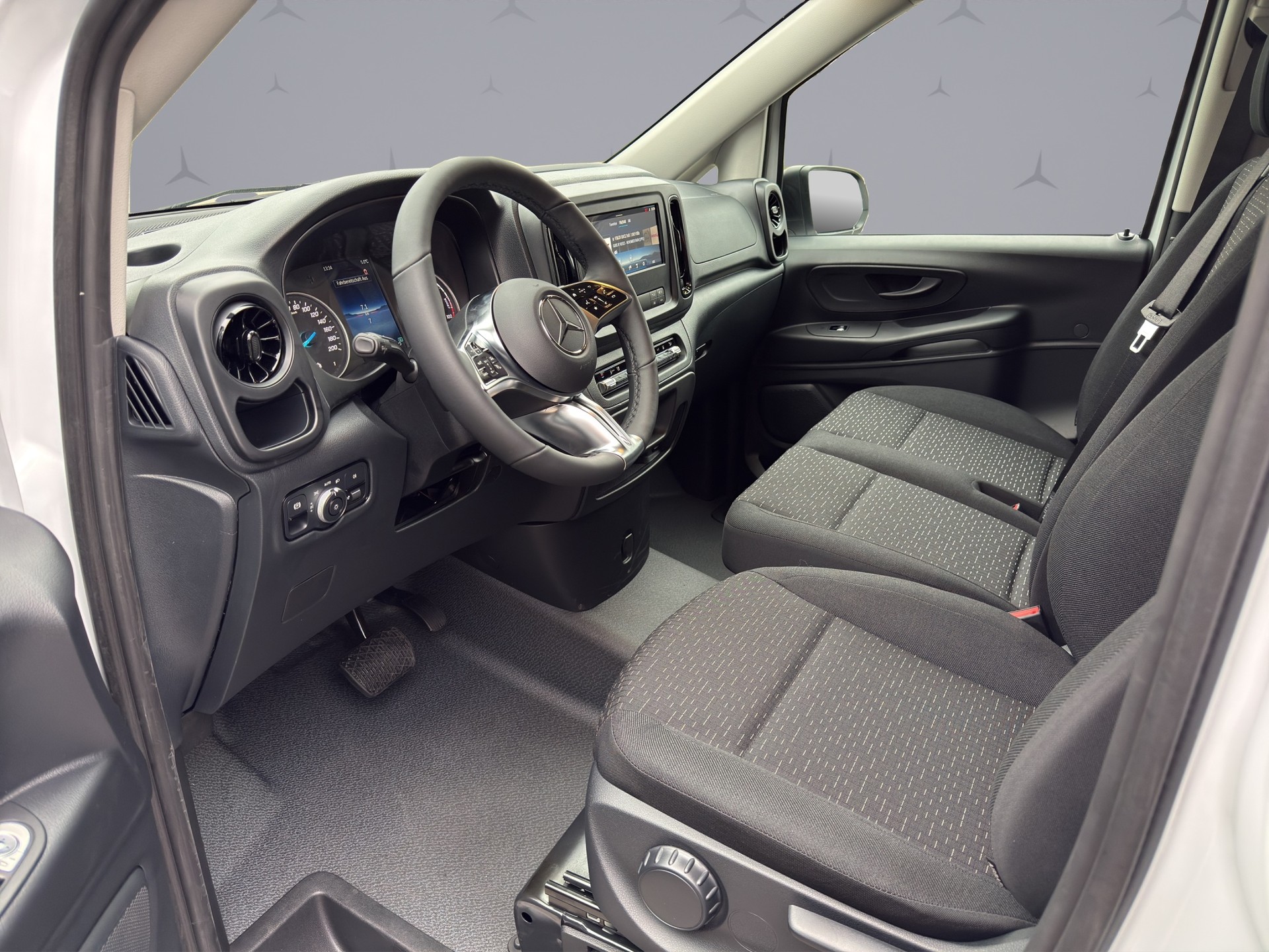 MERCEDES-BENZ eVito Kasten 60kWh Lang-image-8