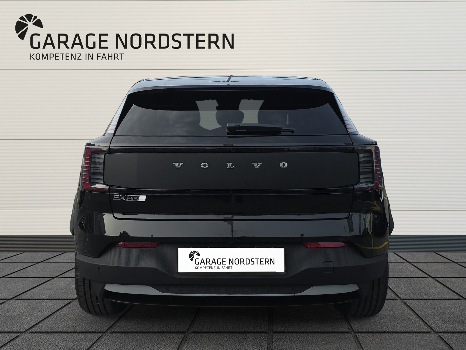 VOLVO EX30 CC E60 Twin Performance AWD-showroom-element-3