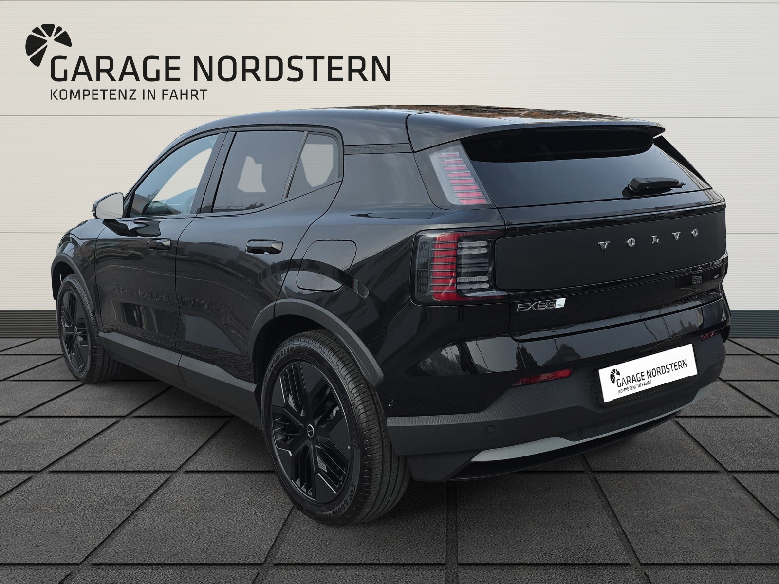 VOLVO EX30 CC E60 Twin Performance AWD-showroom-element-2