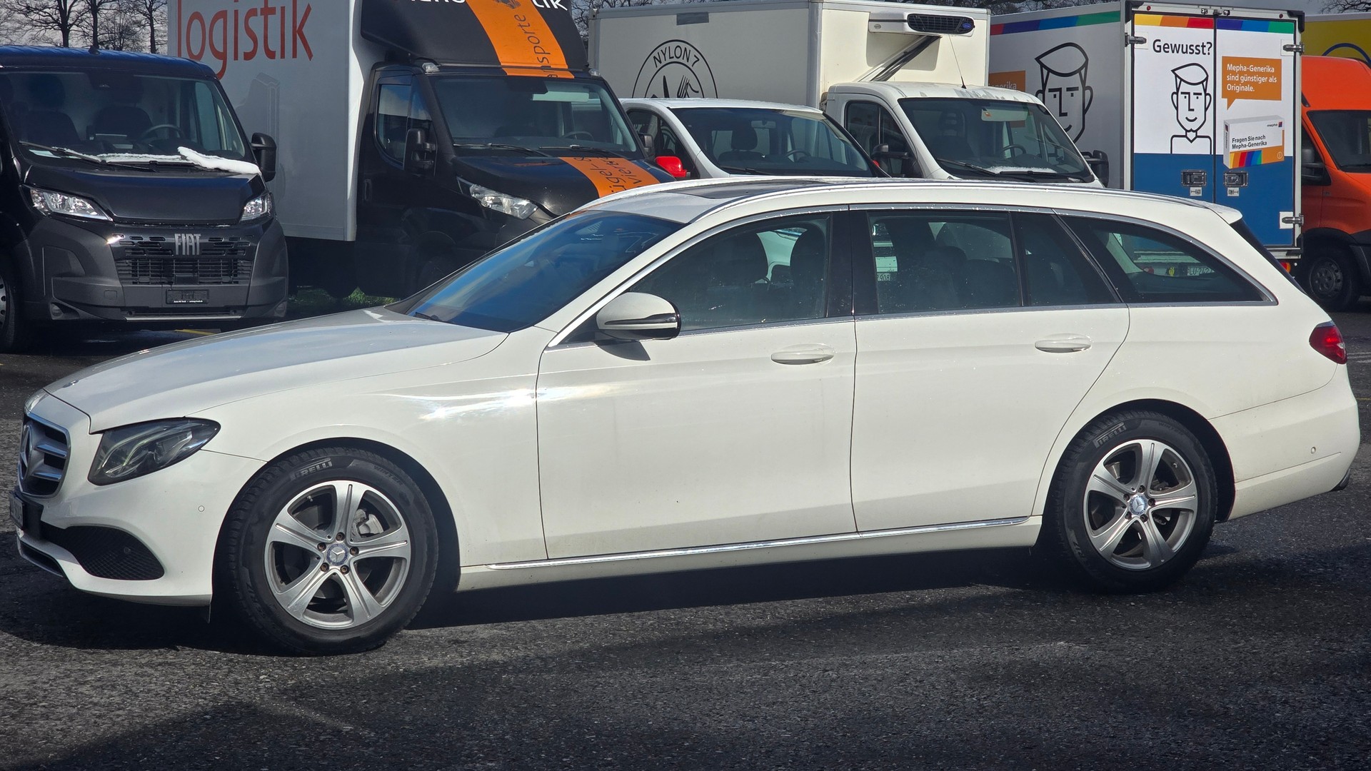MERCEDES-BENZ E 220 d Avantgarde 9G-Tronic-image-4