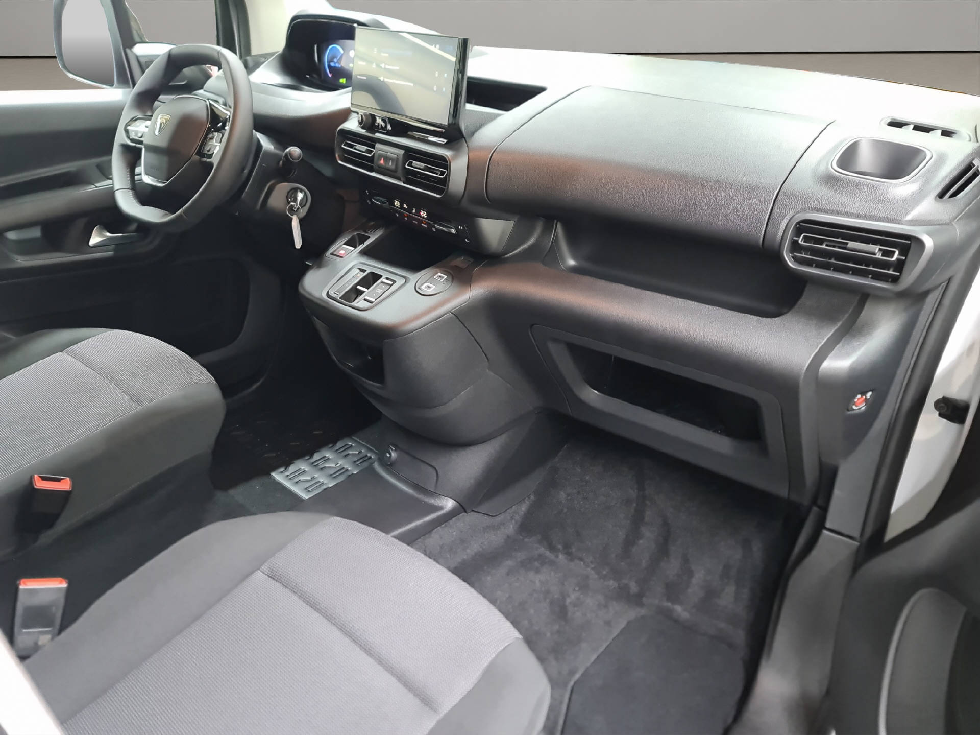 PEUGEOT E-Partner Kaw. 800 Long 50 kWh-image-10