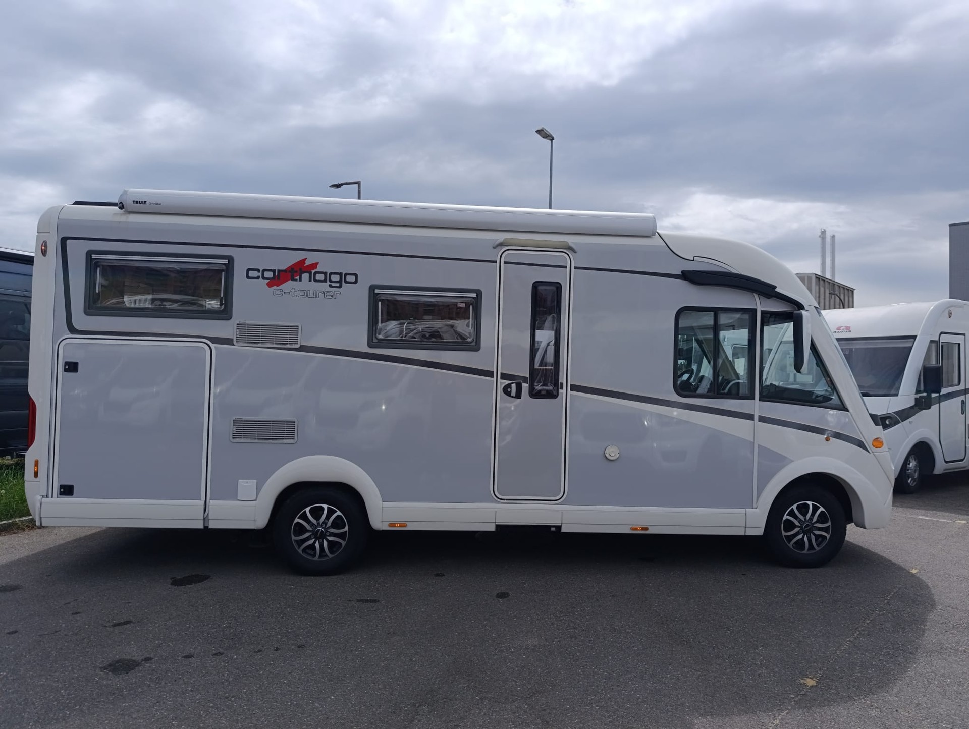 CARTHAGO C- Tourer I 143***Erstklassige Qualität, Erstklassige Sicht & Aerodynamik***Automat*Raumklima*Solar*AHK 2000Kg*Alu Tankflaschen*-image-6