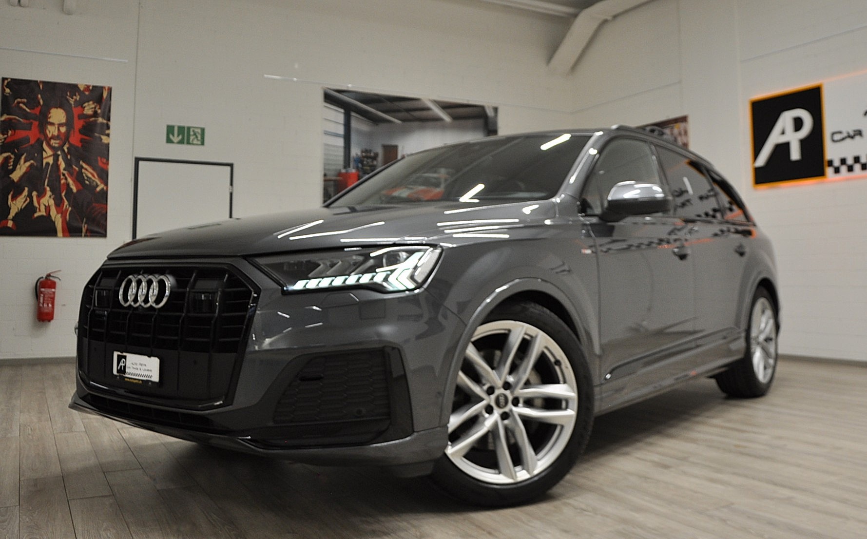 AUDI Q7 50 TDI quattro S Line tiptronic-showroom-element-2