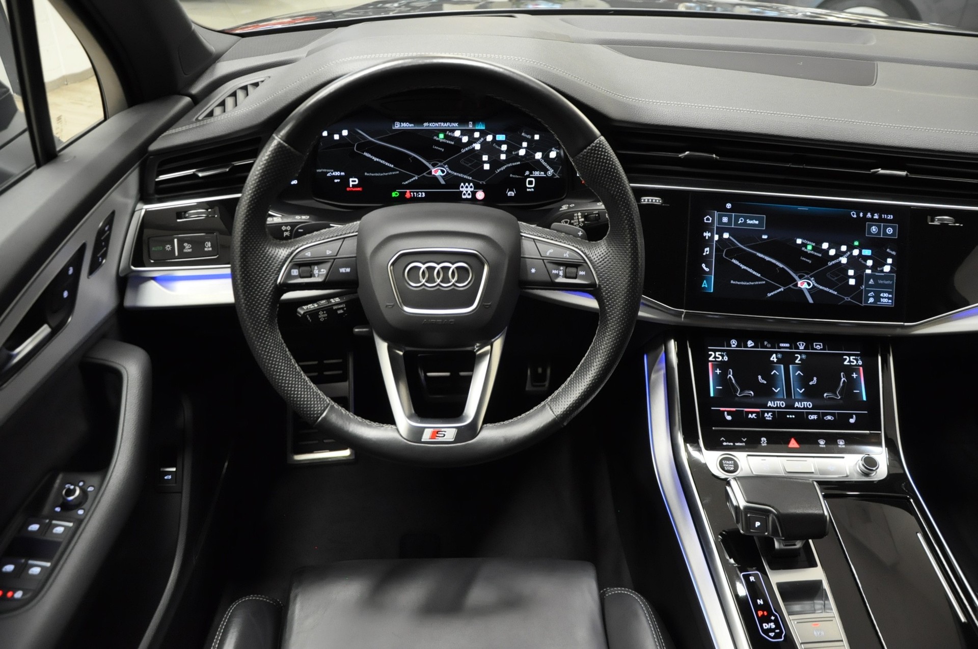AUDI Q7 50 TDI quattro S Line tiptronic-image-18
